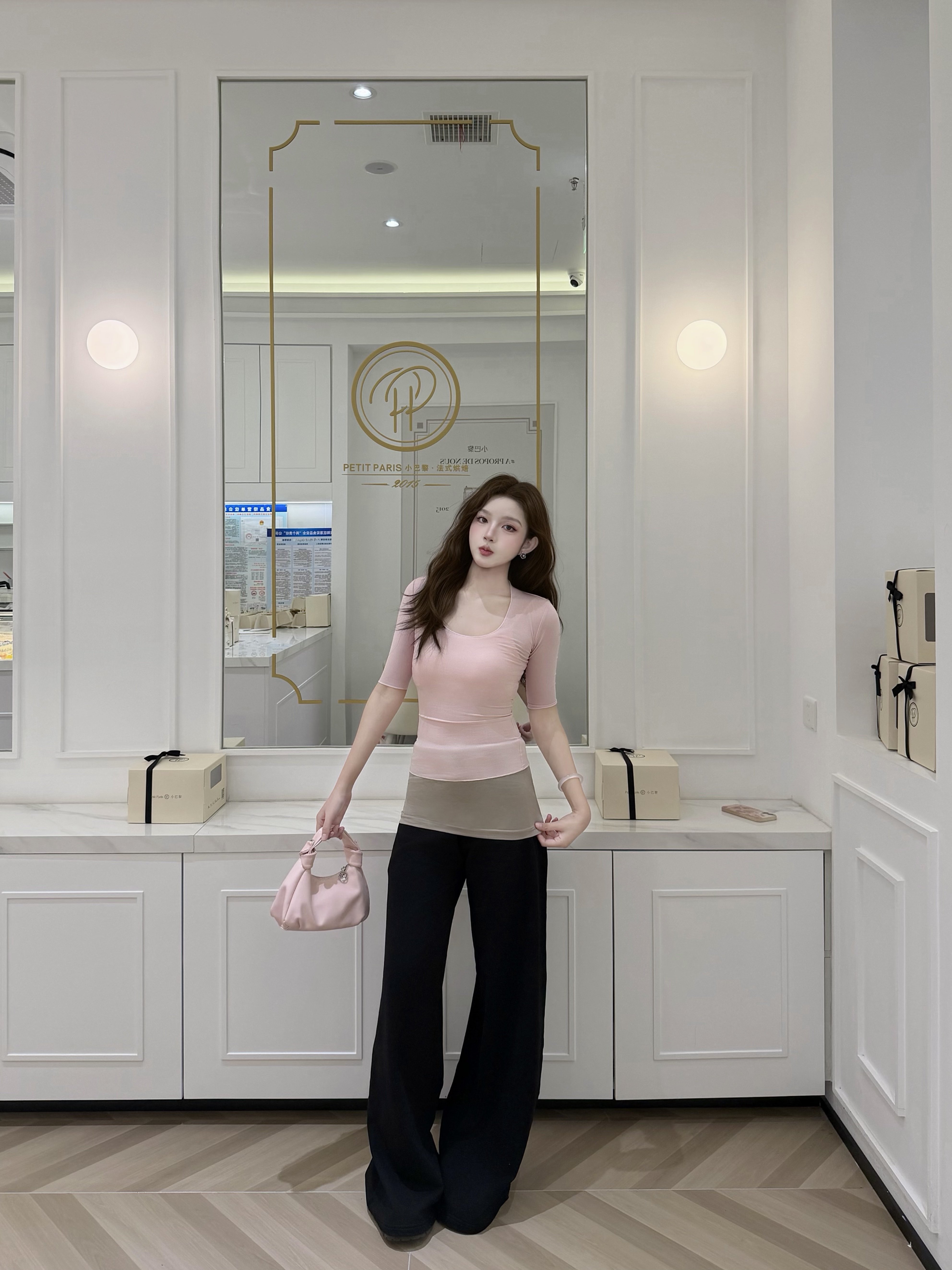 黑泽玄七2026春季新款微胖T恤 大U领设计修饰锁骨更显瘦 五分袖遮肉不勒手臂