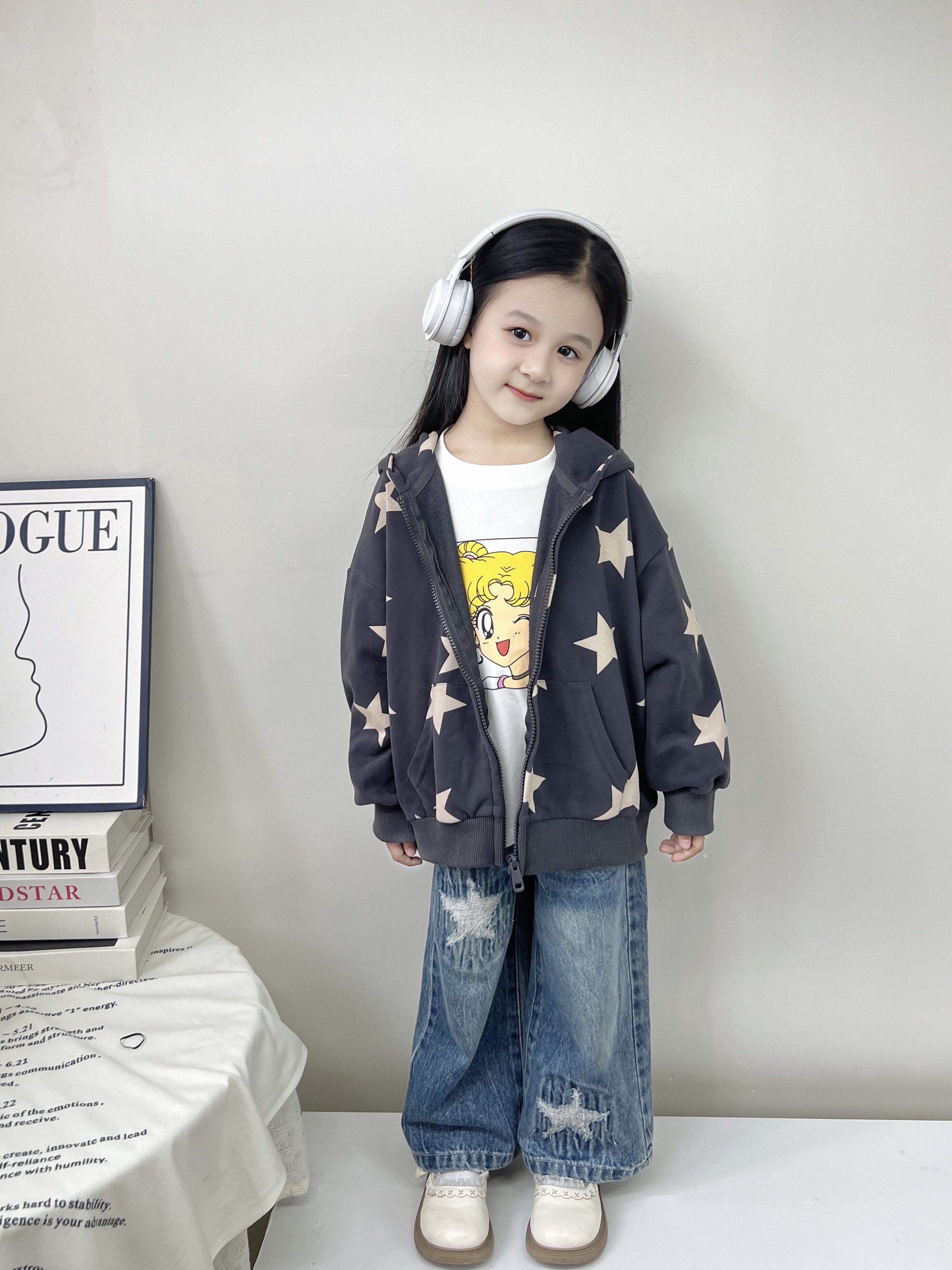 Customer photo for White Tee, 110cm