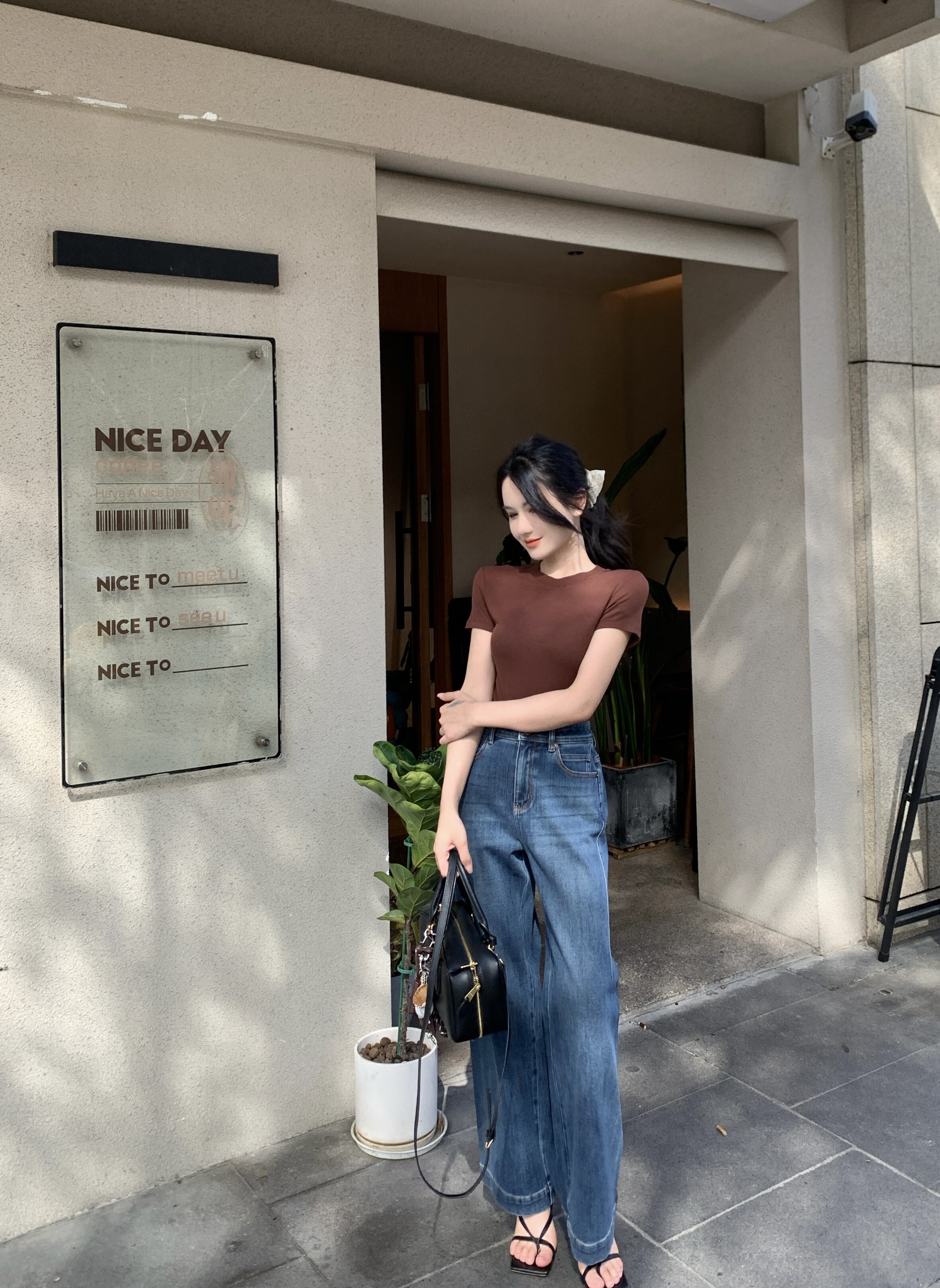 伊芙丽镇店春夏爆款 高腰设计拉长比例 弹力舒适不勒腿 朱珠代言