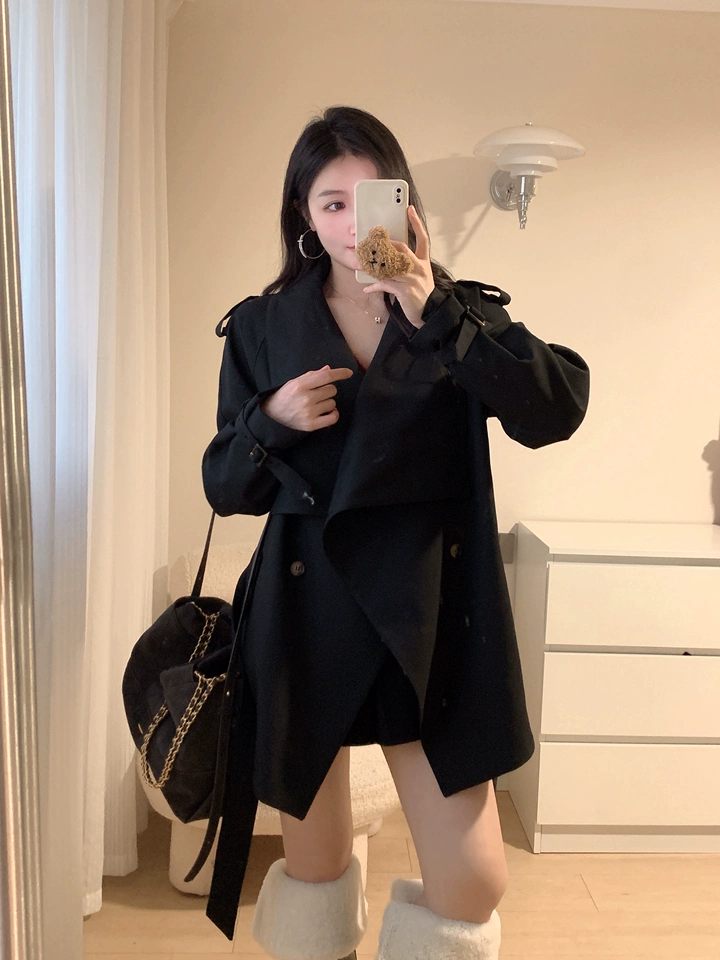 周淼ZHOUMIAO【北川景子同款穿搭】古早气质大衣 短款卡其色风衣利落显高