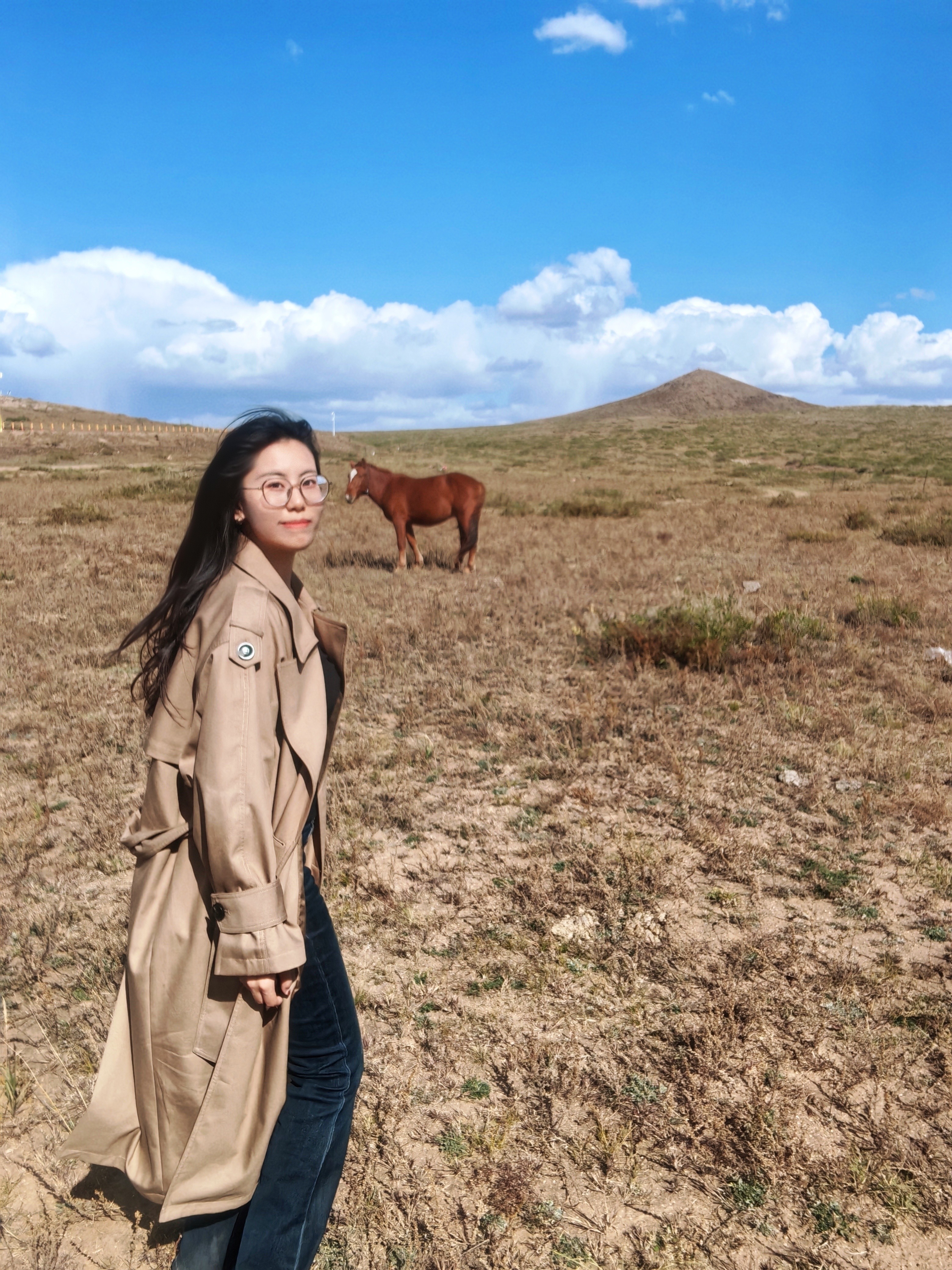 解锁法式优雅密码——周淼ZHOUMIAO"巴黎旧梦"风衣穿搭图鉴