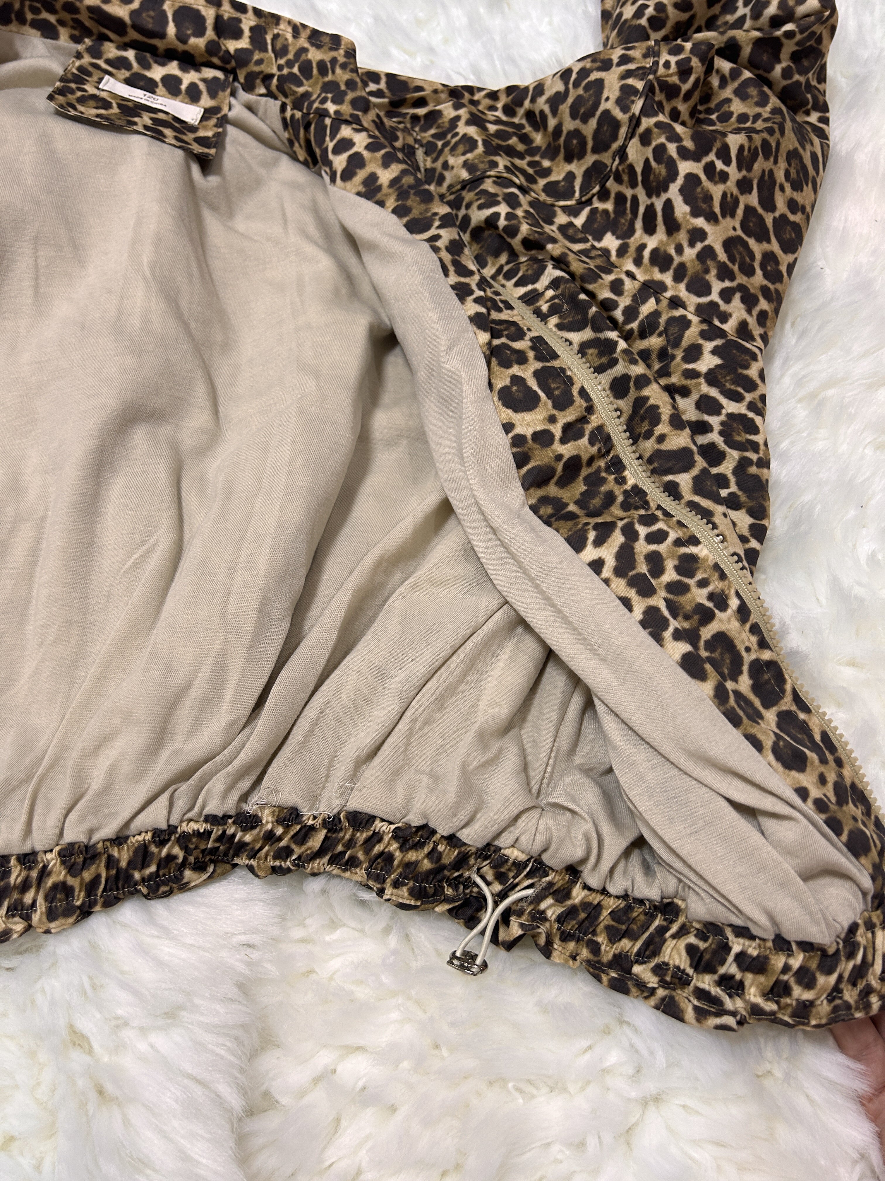 Customer photo for Leopard Jacket, 120cm
