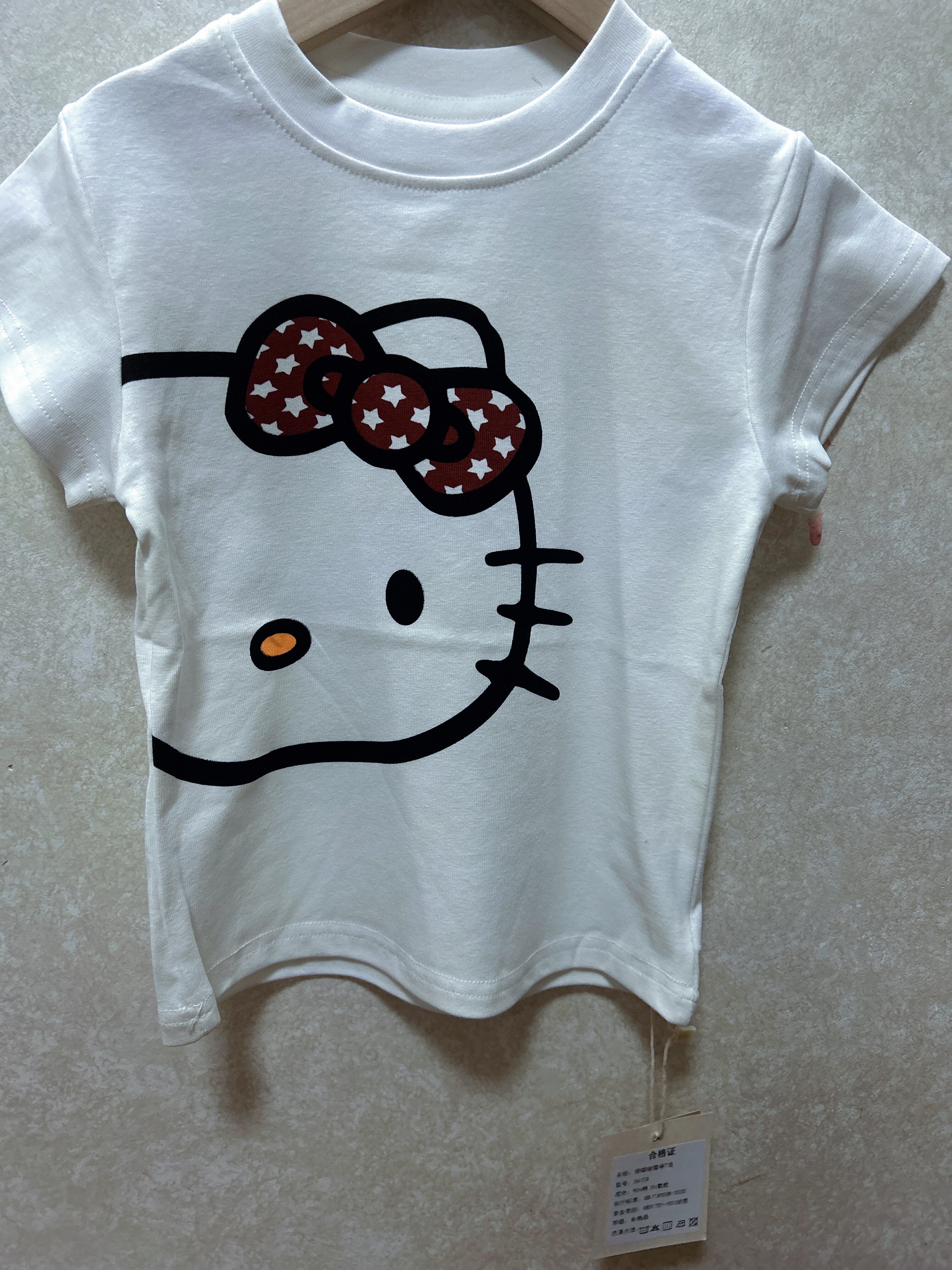 Customer photo for White T-Shirt, 120cm