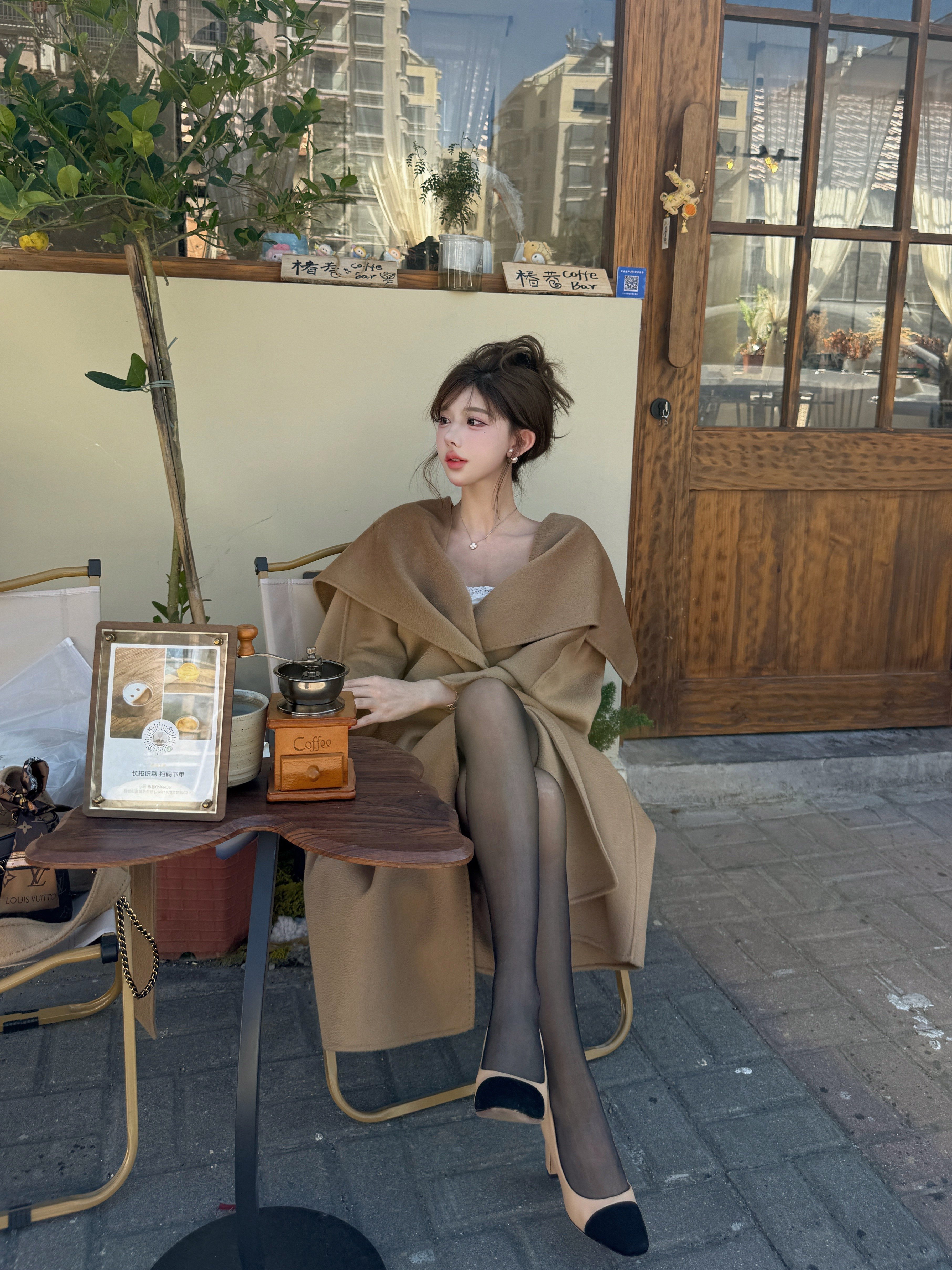 JIUCHIC|M家Rienza大翻领双面水波纹山羊绒大衣