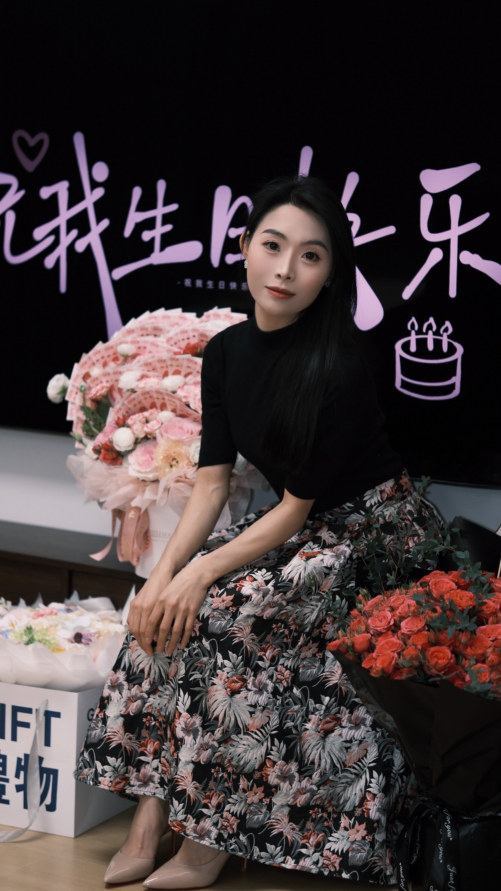 妆侣轻奢裸色红底高跟鞋 尖头侧空设计性感优雅 细跟不累脚久站舒适