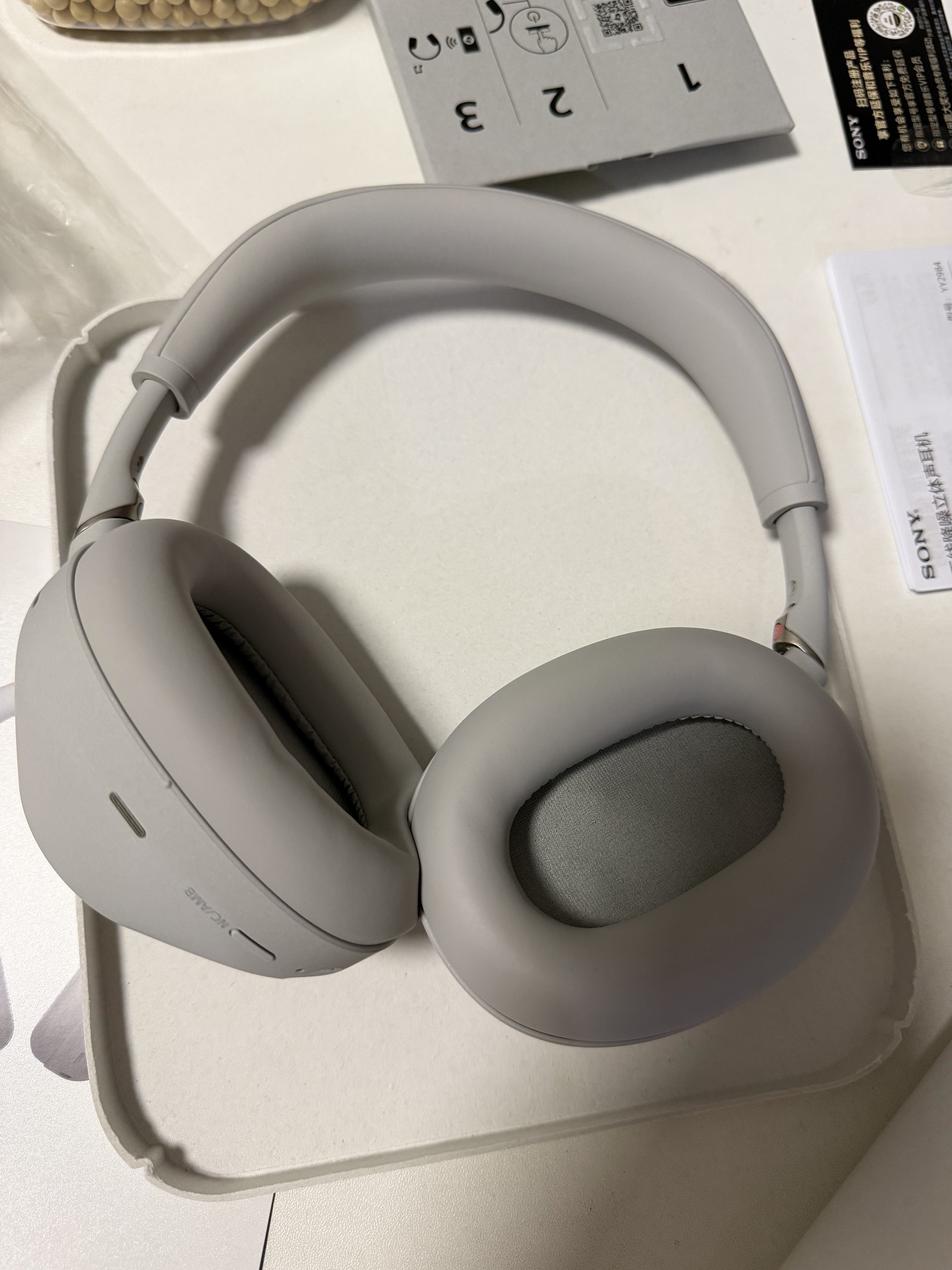 Sony WH-1000XM6 无线降噪耳机深夜蓝可再生材料制成双芯超旗舰降噪耳机