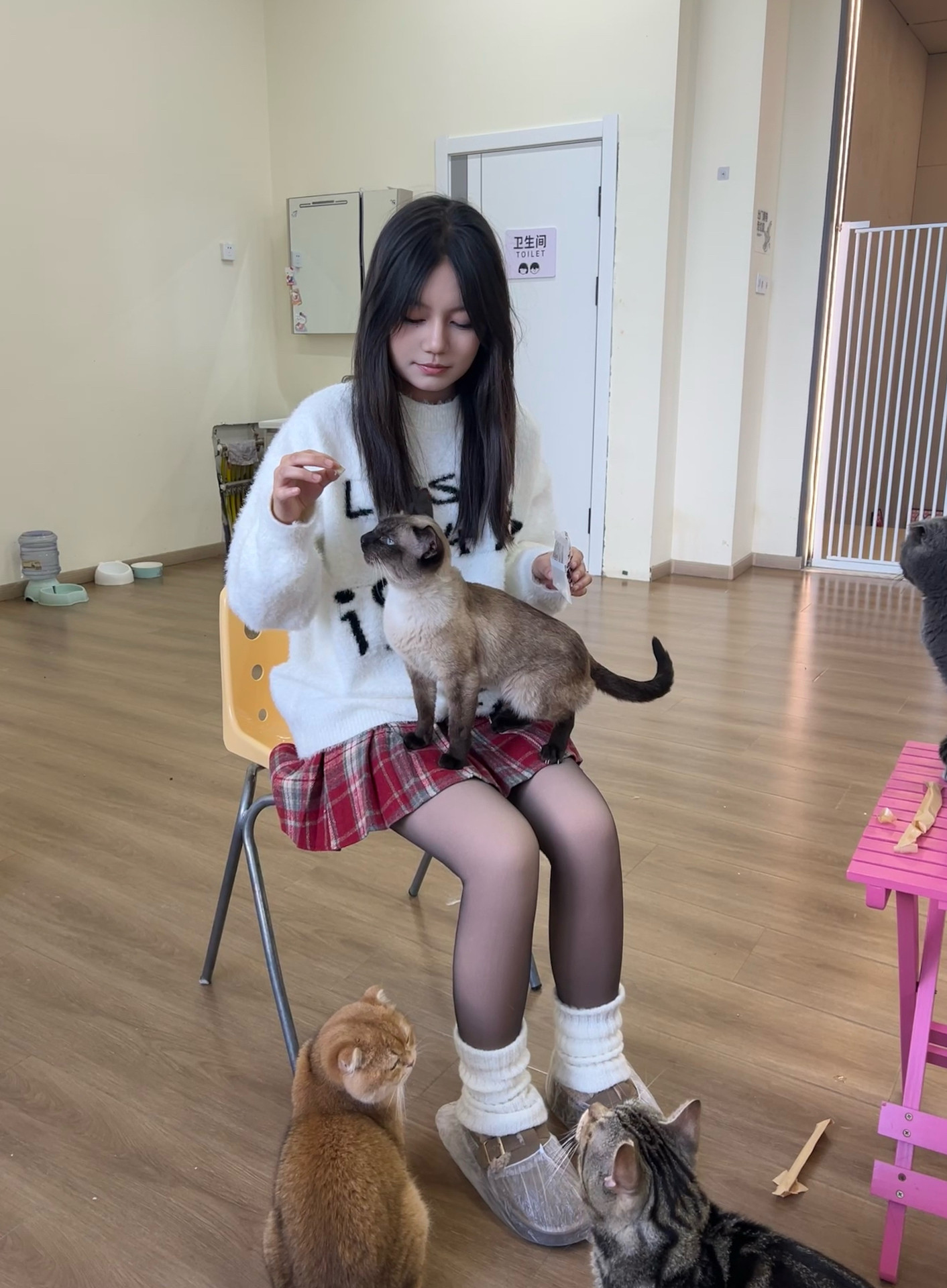 小野和子冬季黑丝光腿神器 加绒双层设计保暖不臃肿 替换装方便实用