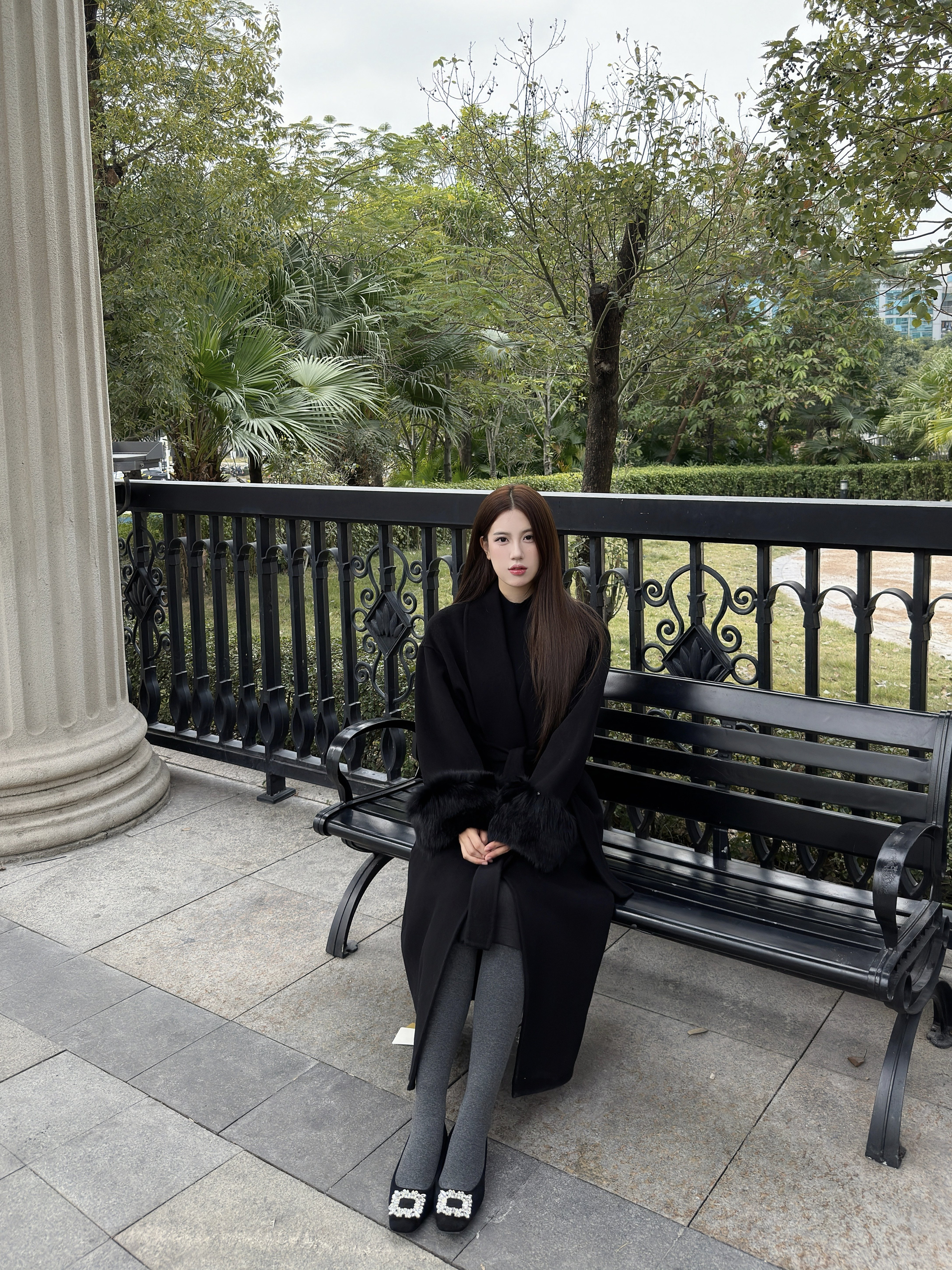 WTTAI万太太小个子专属绵羊毛大衣 中长款设计不压身高 狐狸毛袖口奢华点睛