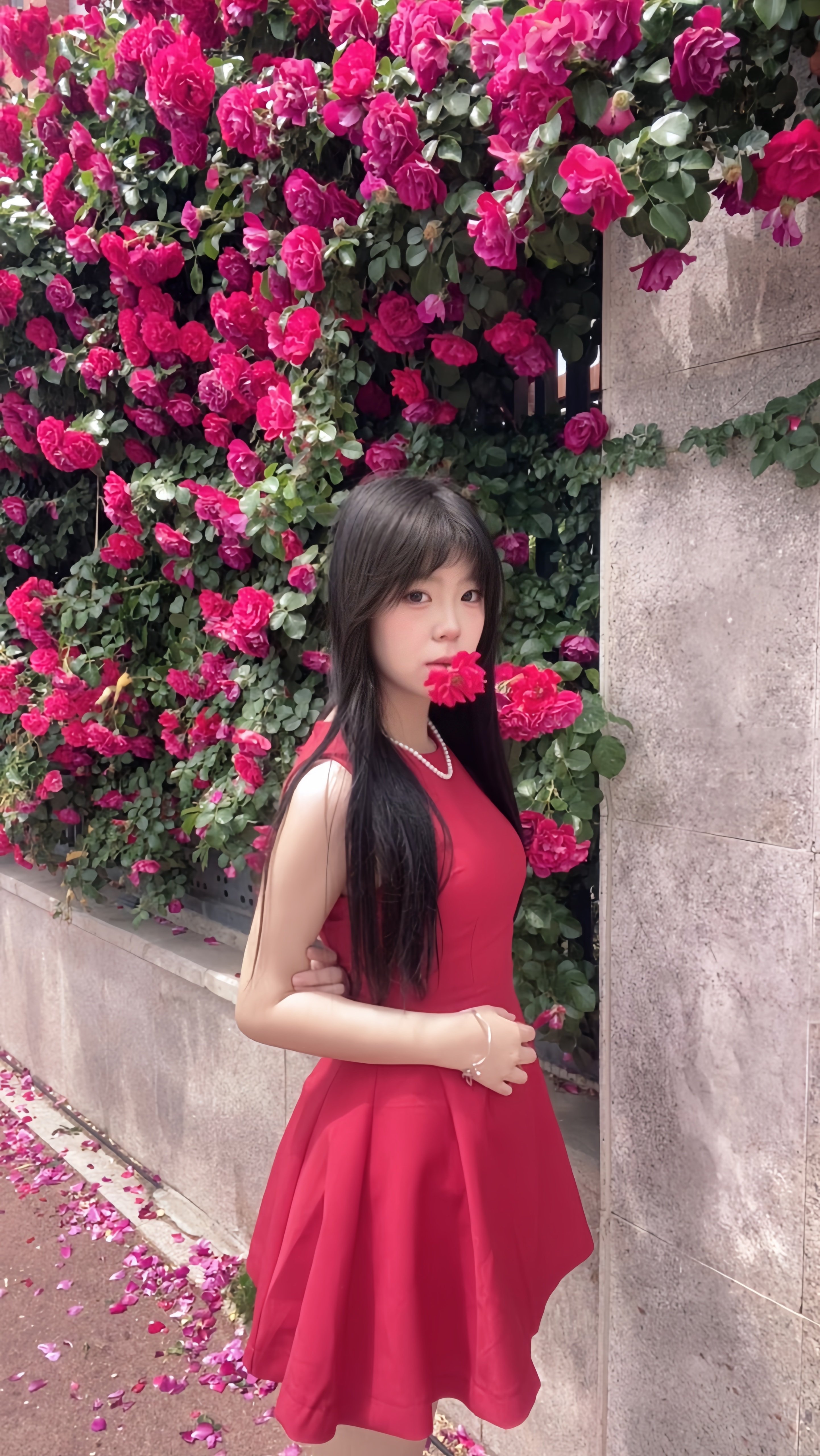 舒胡蕾夏日生日裙 法式无袖收腰设计 显瘦显高拉长比例 高级感气质满分