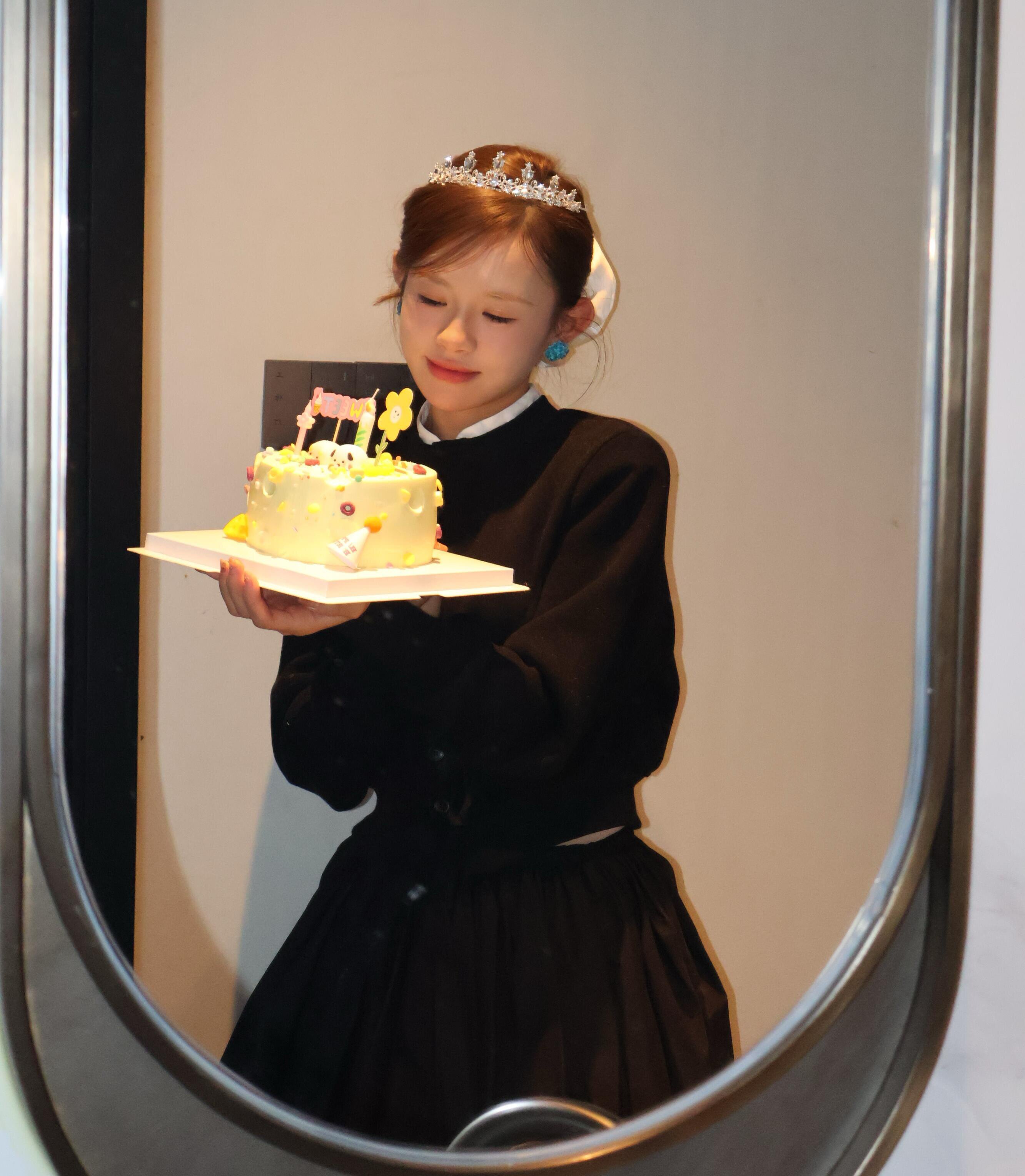 unifittoo早春小香风套装 一整套搞定韩系高级感穿搭 富家千金气质满满 裙装设计优雅显瘦