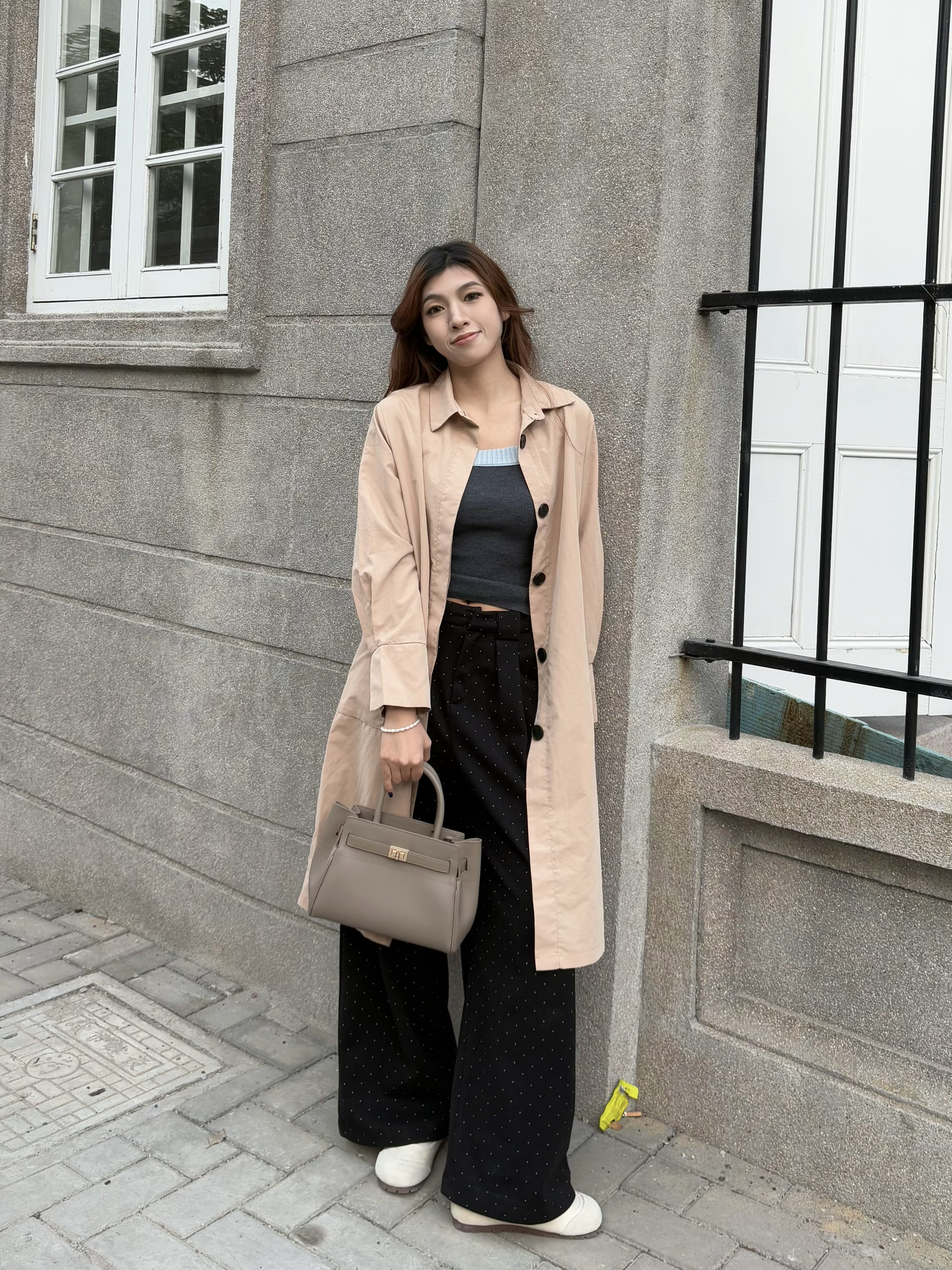 百丽红色新娘婚包 大容量设计装下红包手机 手提斜挎两用更实用