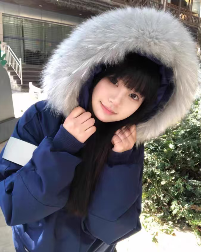 真我黑长直漫画齐刘海假发套 全真发整顶设计 自然隐形无痕贴合 长发飘逸顺滑