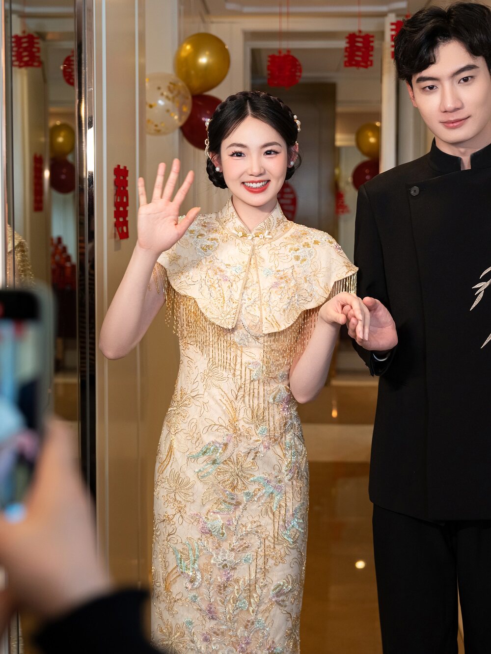 艾诗霓《金叙》新中式订婚旗袍改良款小个子友好金色刺绣结婚敬酒答谢