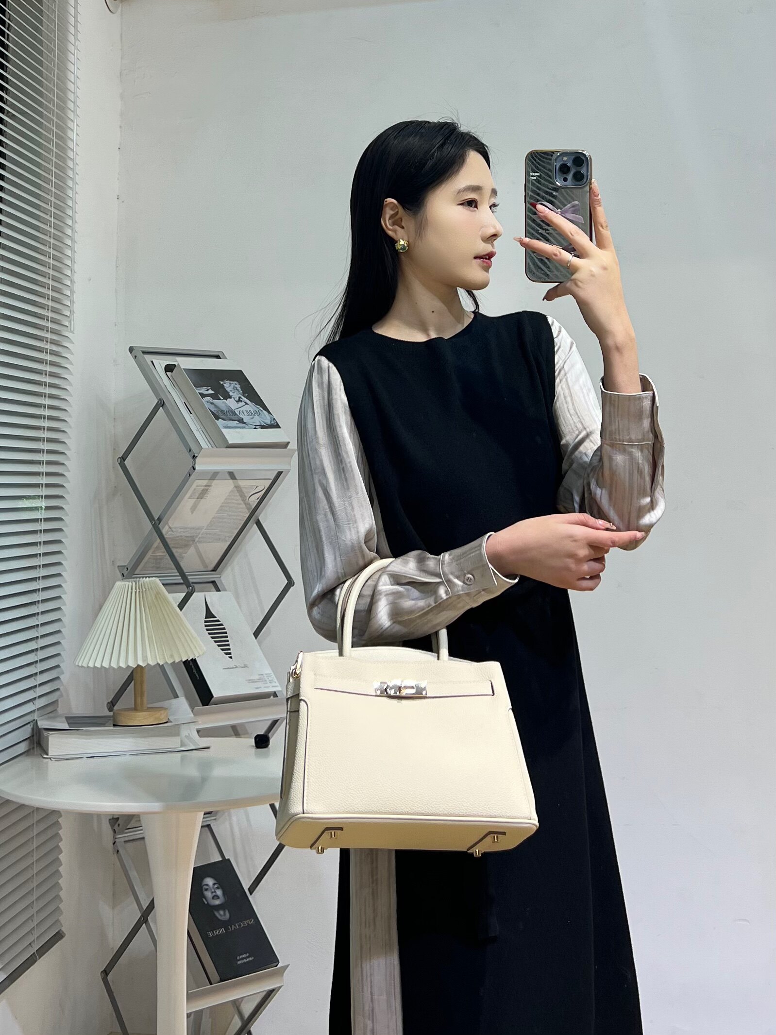 百丽鎏金岁月凯莉包 质感牛皮高级耐磨 大容量通勤 妈妈包婚包两用