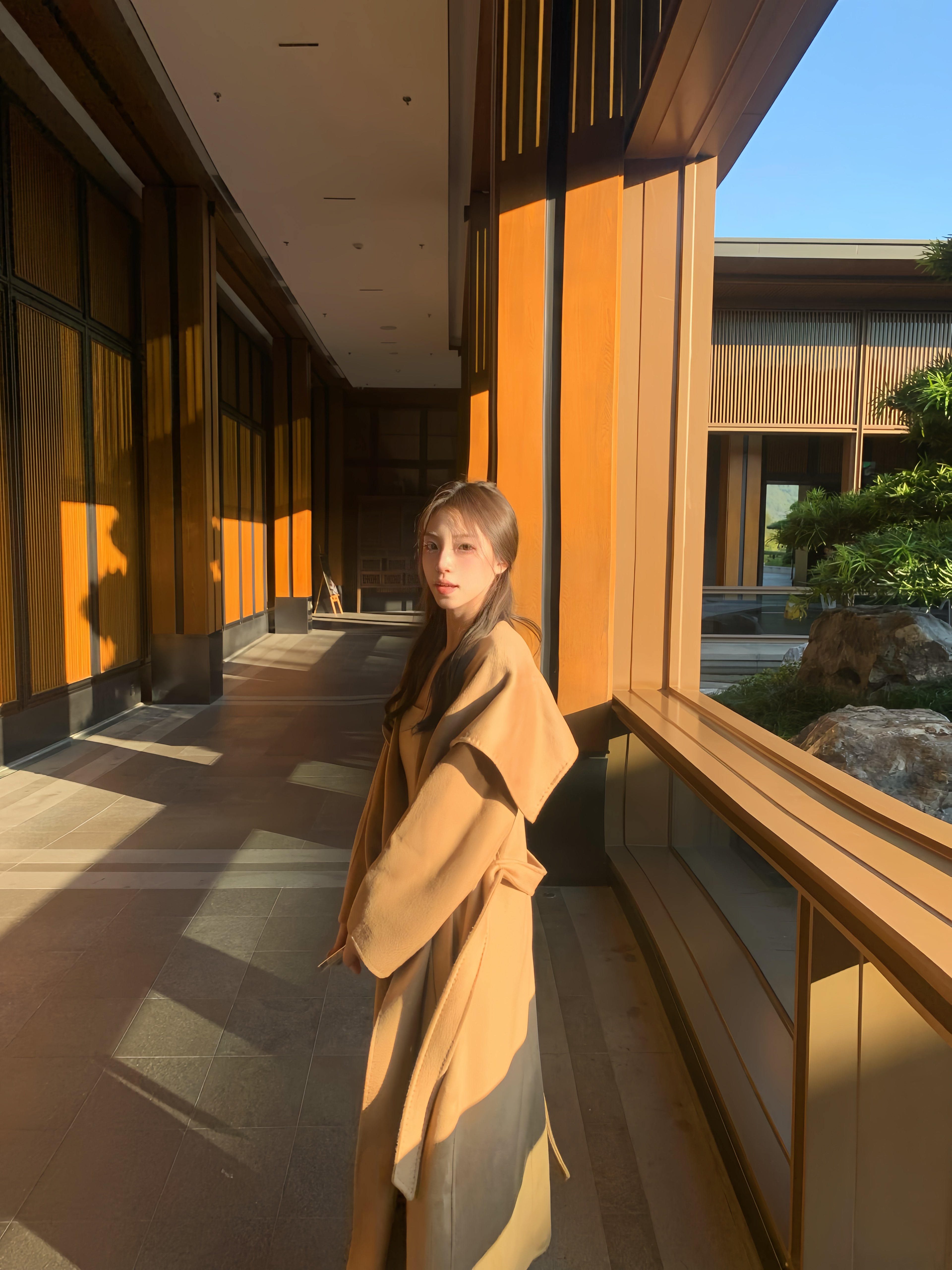 JIUCHIC|M家Rienza大翻领双面水波纹山羊绒大衣