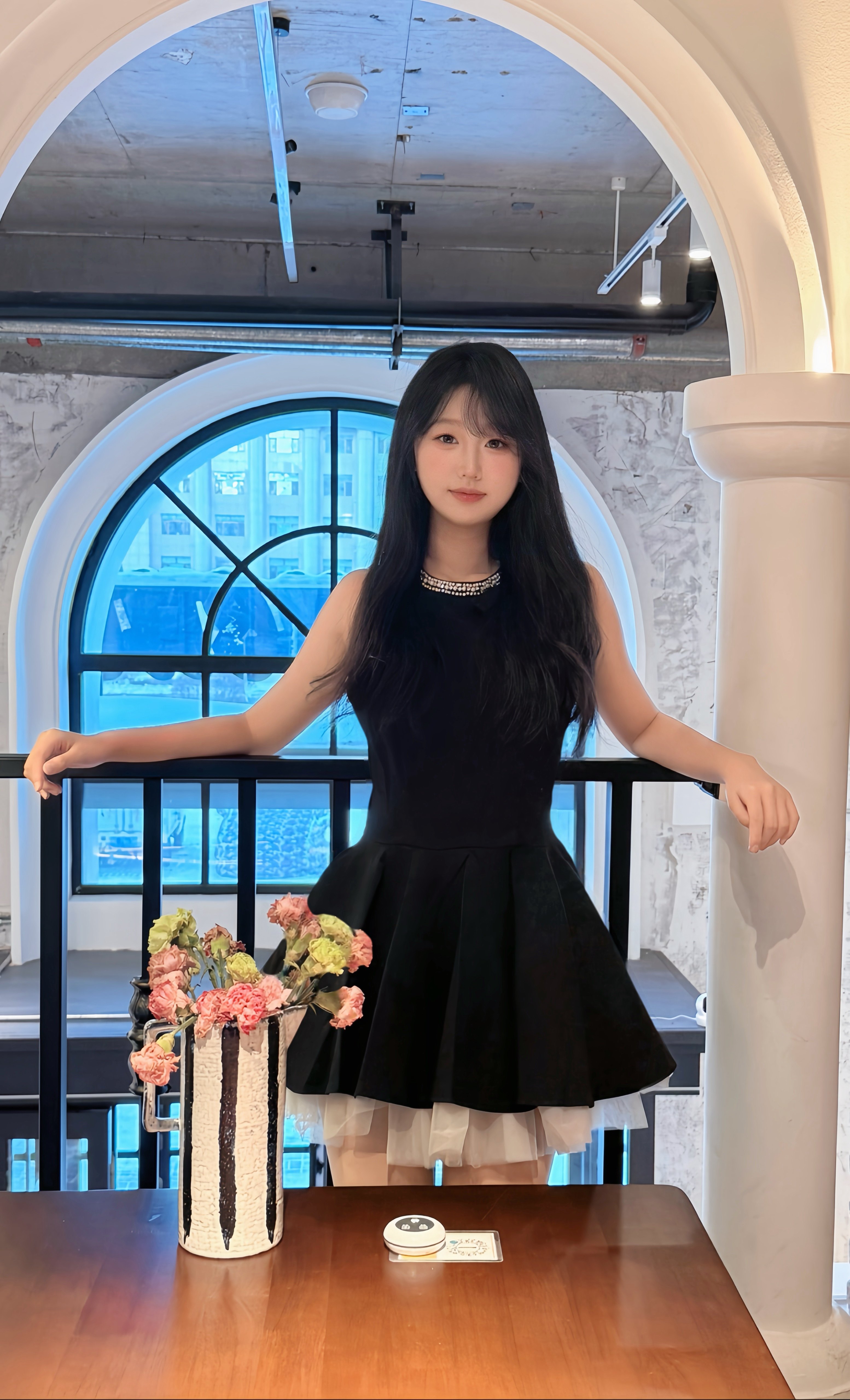 Barb Chill「夜宴千金」水钻赫本公主裙 背心裙设计优雅显瘦 水钻点缀精致闪耀