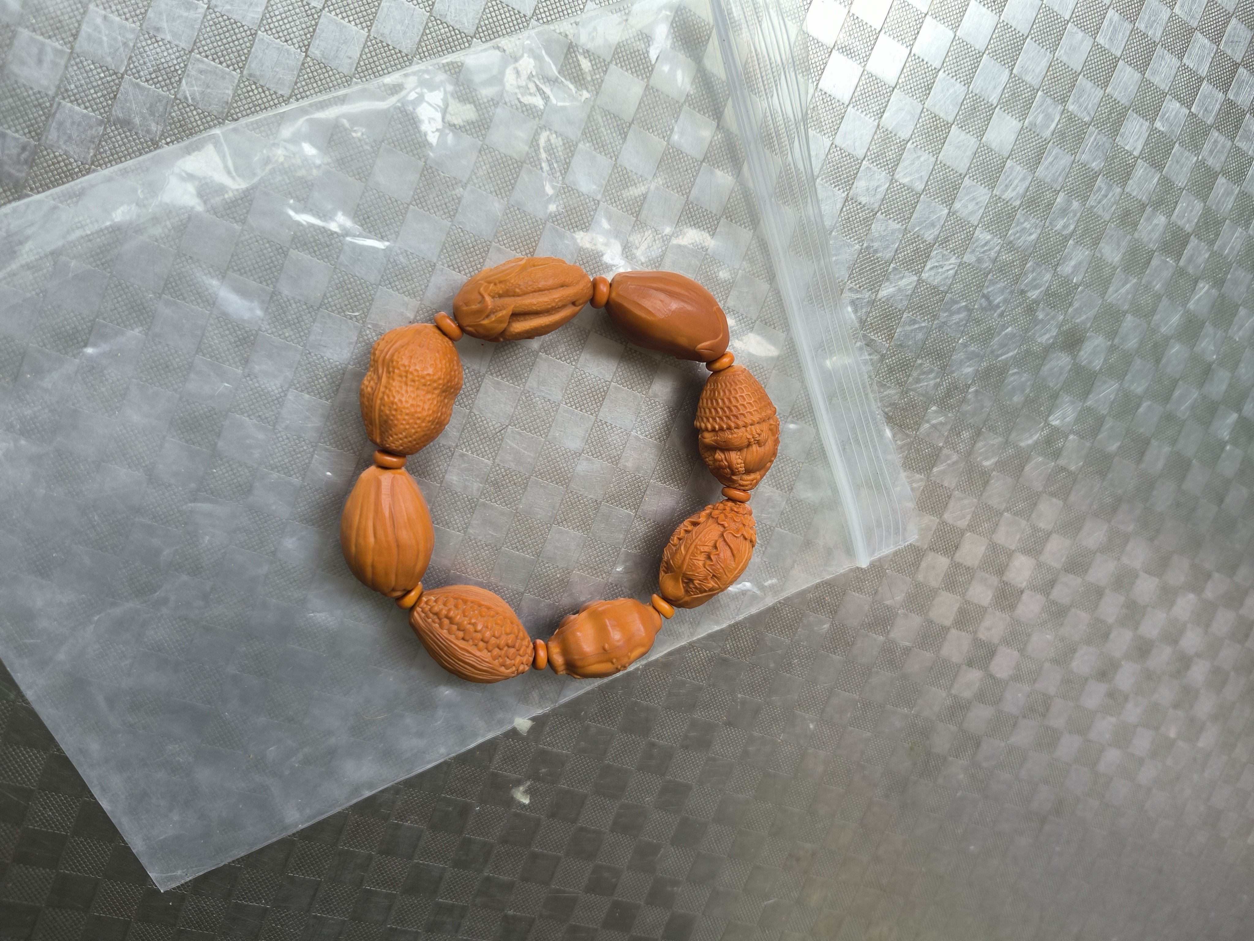 纯天然橄榄核雕刻手串蔬菜八宝核雕红润包浆老料核雕手工橄榄核吊坠招财