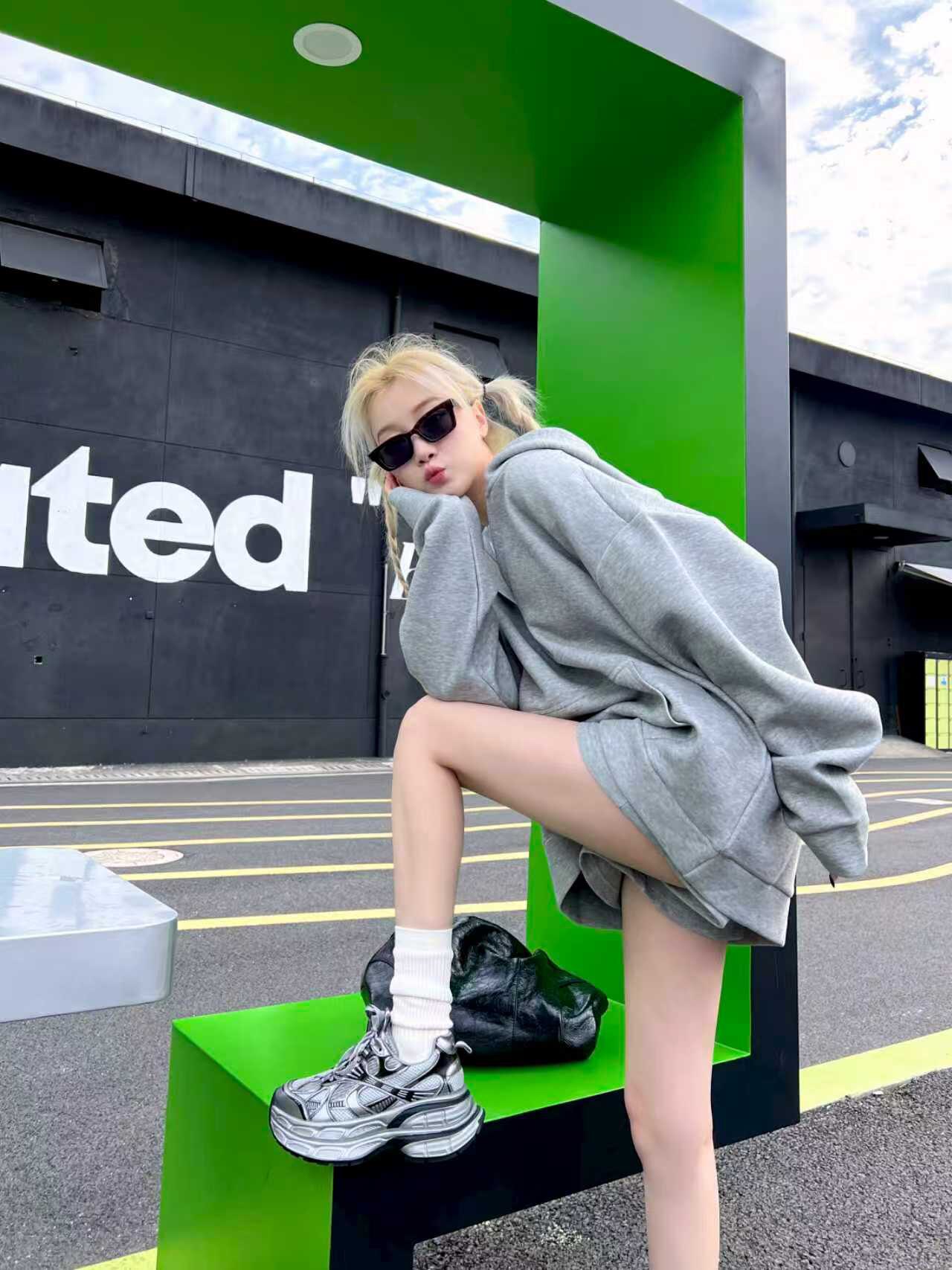 迪丽热巴同款骆驼银月老爹鞋 银色厚底设计拉长比例 增高显瘦不累脚