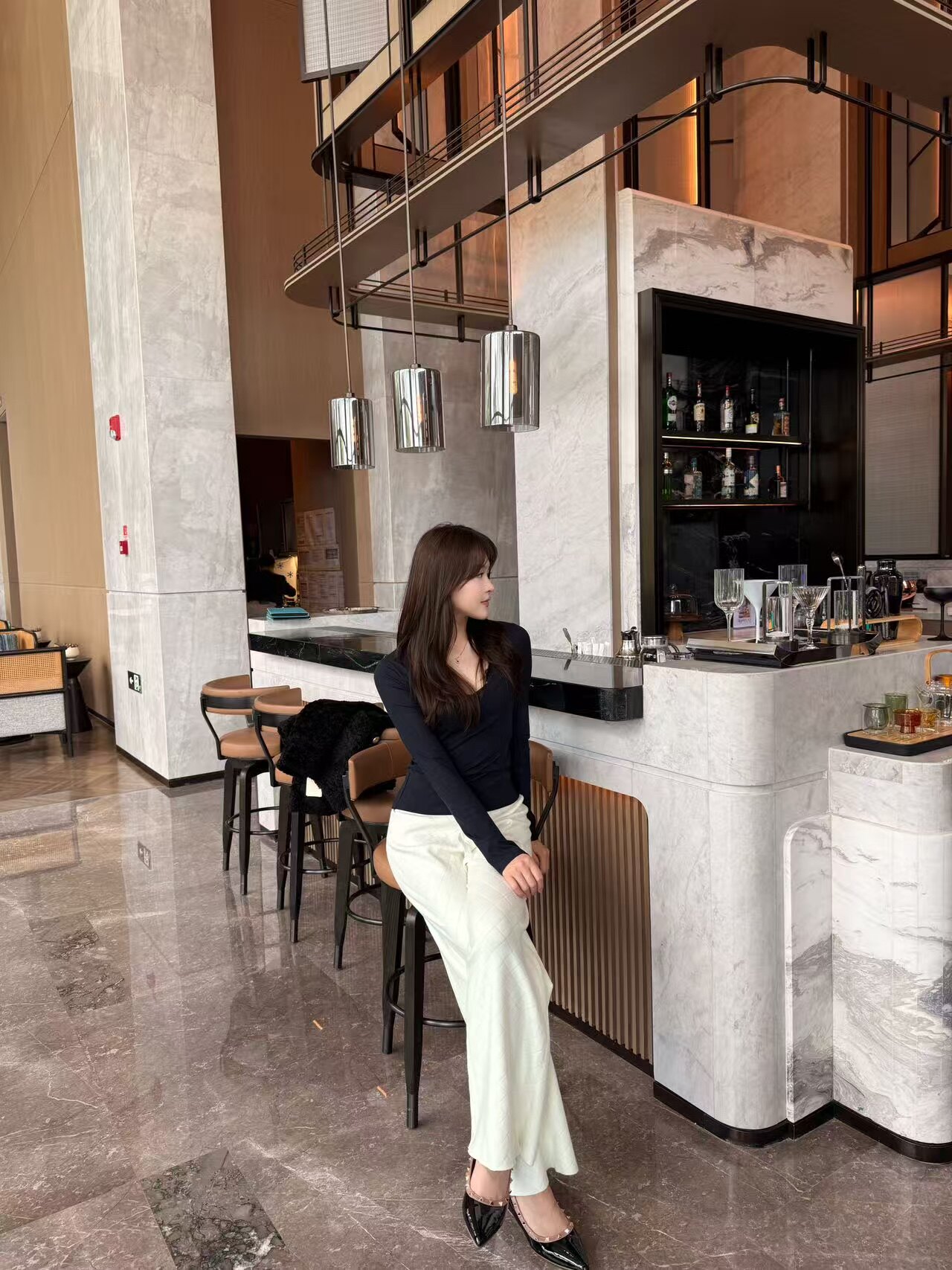 Kikimy「入春裤王」重磅机织格纹针织裤：高腰垂感的百搭显瘦美学