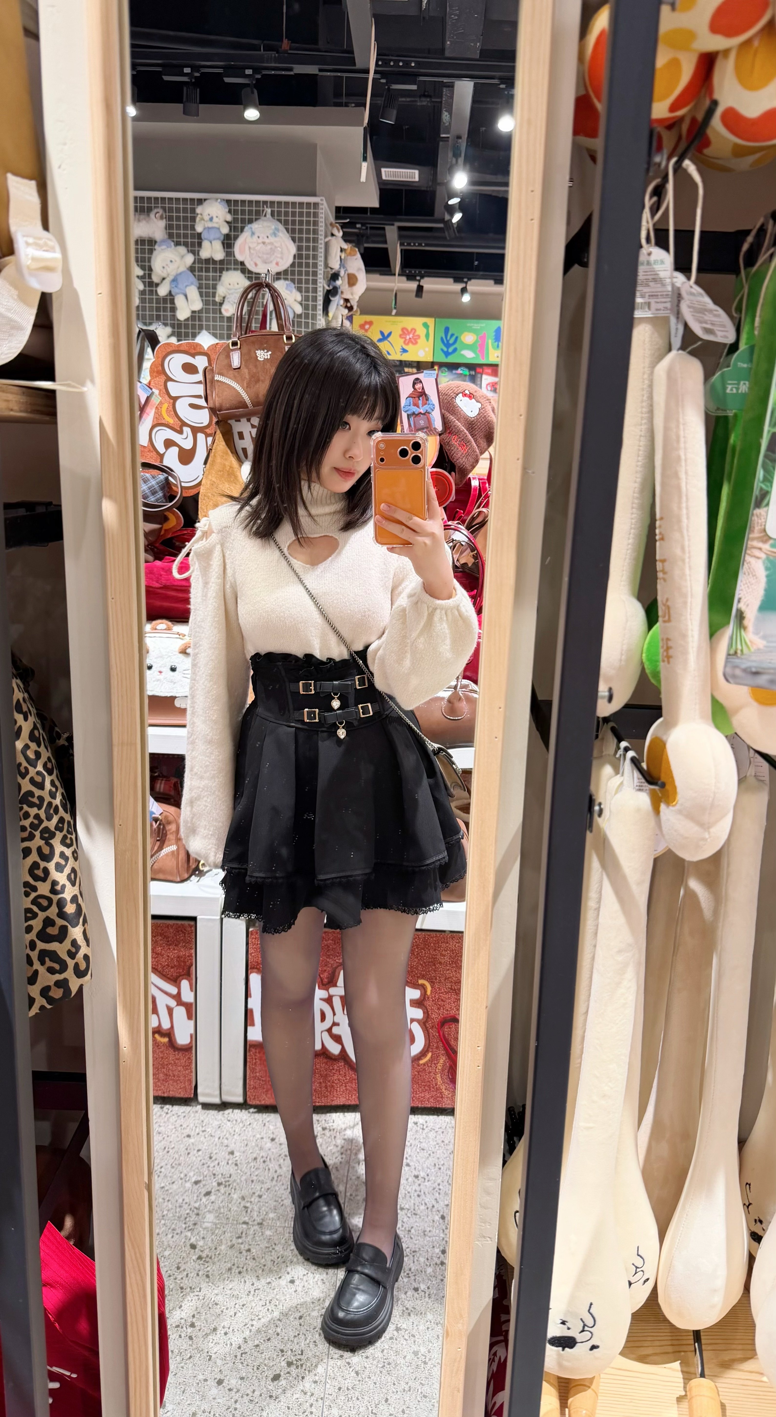 小野和子冬季黑丝光腿神器 加绒双层设计保暖不臃肿 替换装方便实用