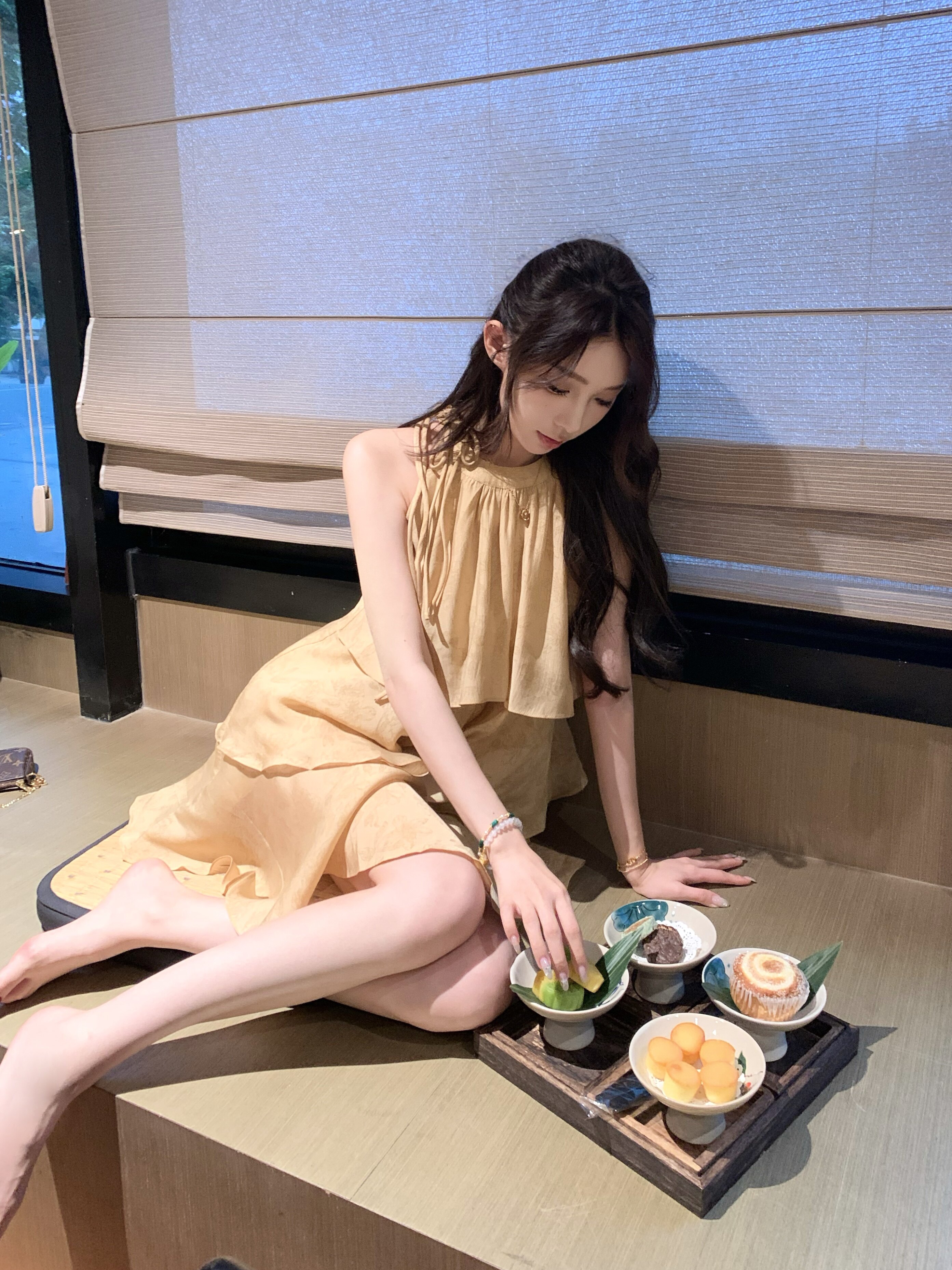 VIAPITTI夏季新中式蛋糕裙 暗纹花卉设计高级显瘦 宽松版型遮肉舒适