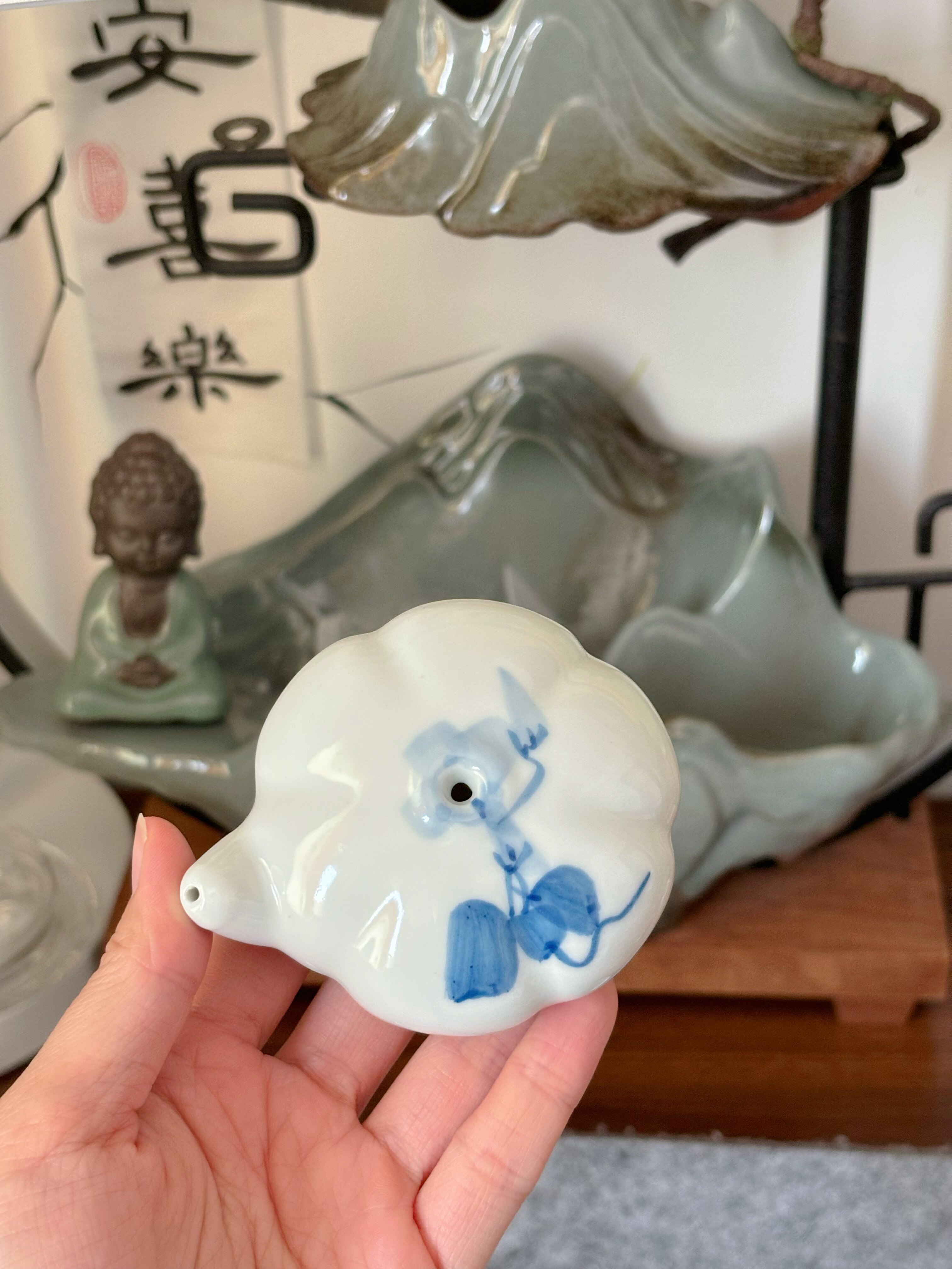 书法专用陶瓷滴水器创意水滴形砚滴壶国画研磨用滴水器玉水湖文房四宝