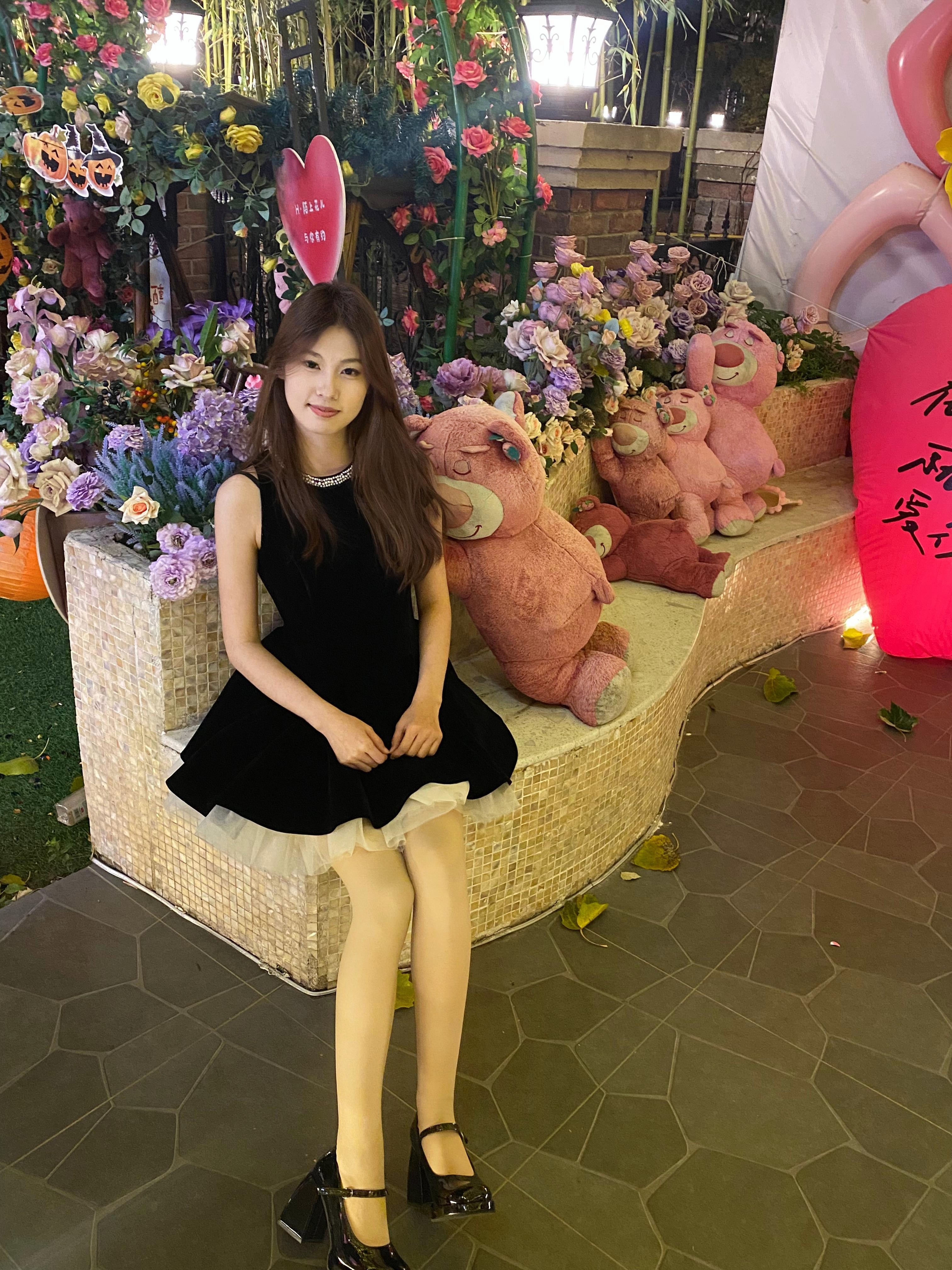 Barb Chill「夜宴千金」水钻赫本公主裙 背心裙设计优雅显瘦 水钻点缀精致闪耀