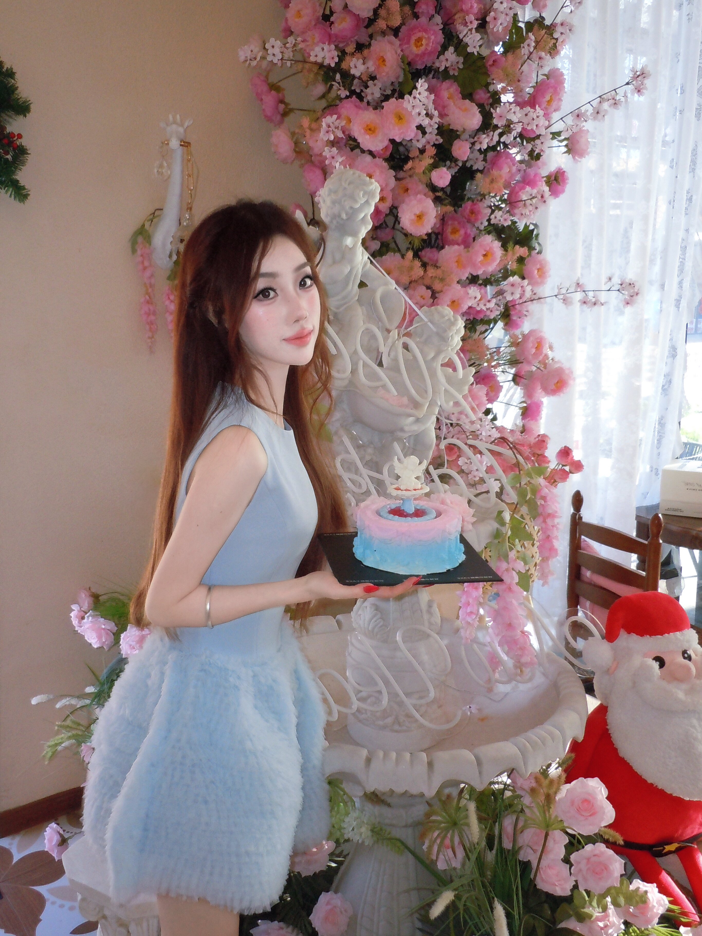 avenement气质网纱蛋糕裙 蓝色蓬蓬短裙设计 生日礼服或日常出街都吸睛