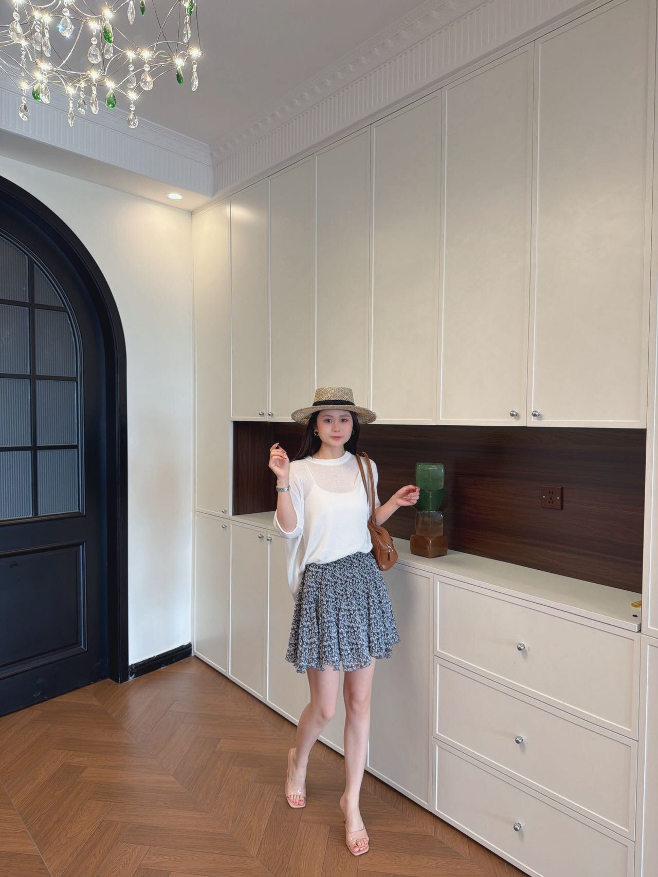 ELLE夏季法式碎花伞裙A字版型遮肉显瘦 碎花图案清新浪漫小众设计别致不撞款