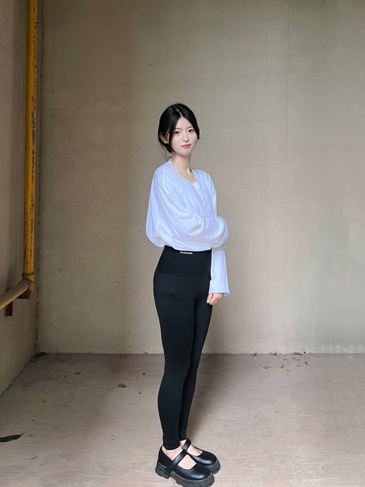 小野和子春季鲨鱼裤 薄款塑形收腹提臀 瑜伽外穿两相宜 高腰设计拉长比例