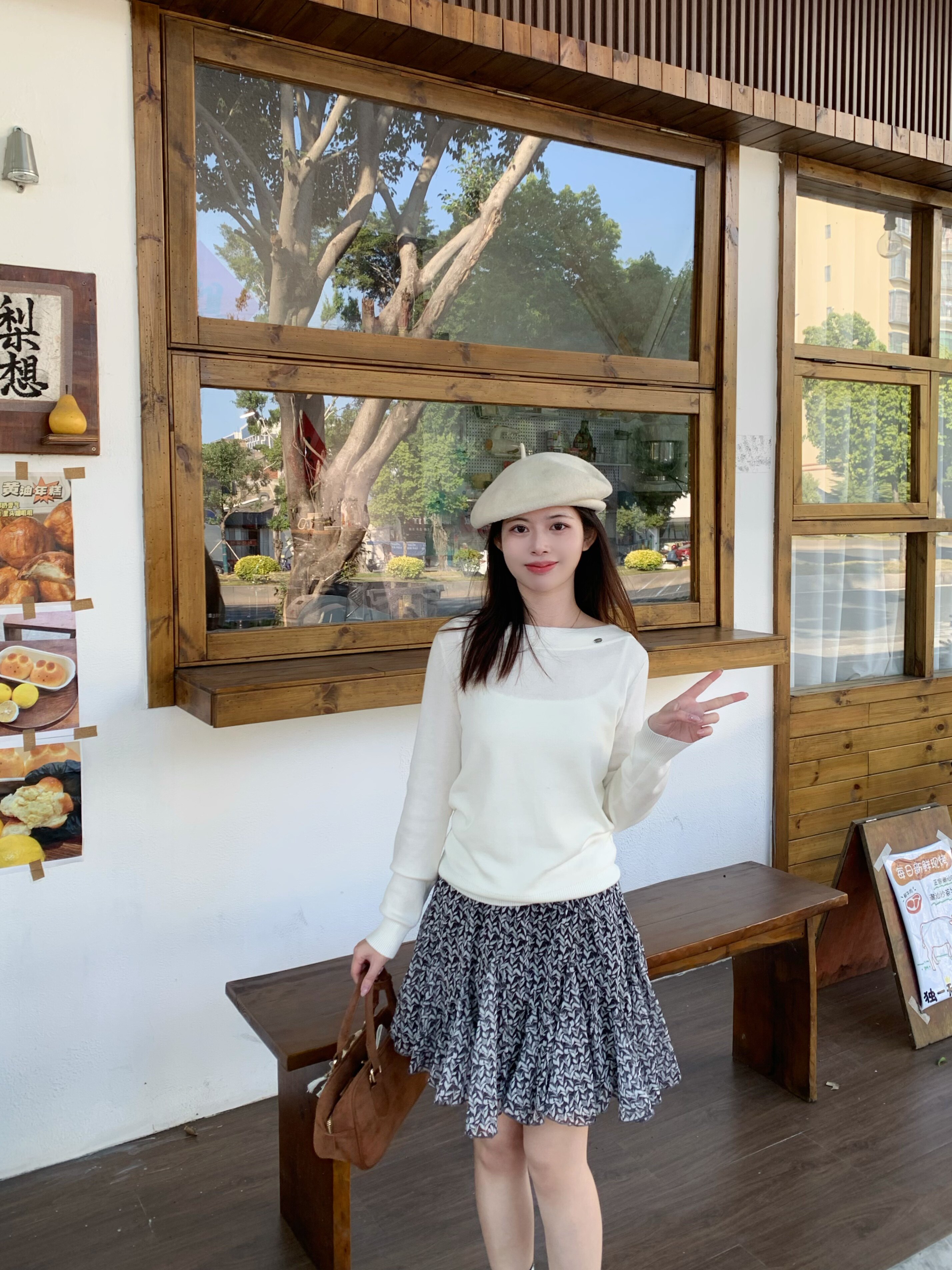 ELLE夏季法式碎花伞裙A字版型遮肉显瘦 碎花图案清新浪漫小众设计别致不撞款