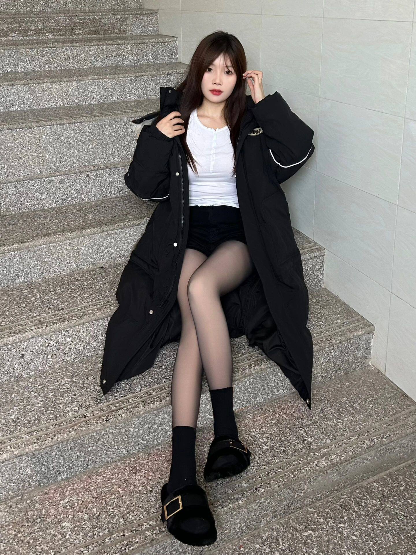 小野和子冬季黑丝光腿神器 加绒双层设计保暖不臃肿 替换装方便实用