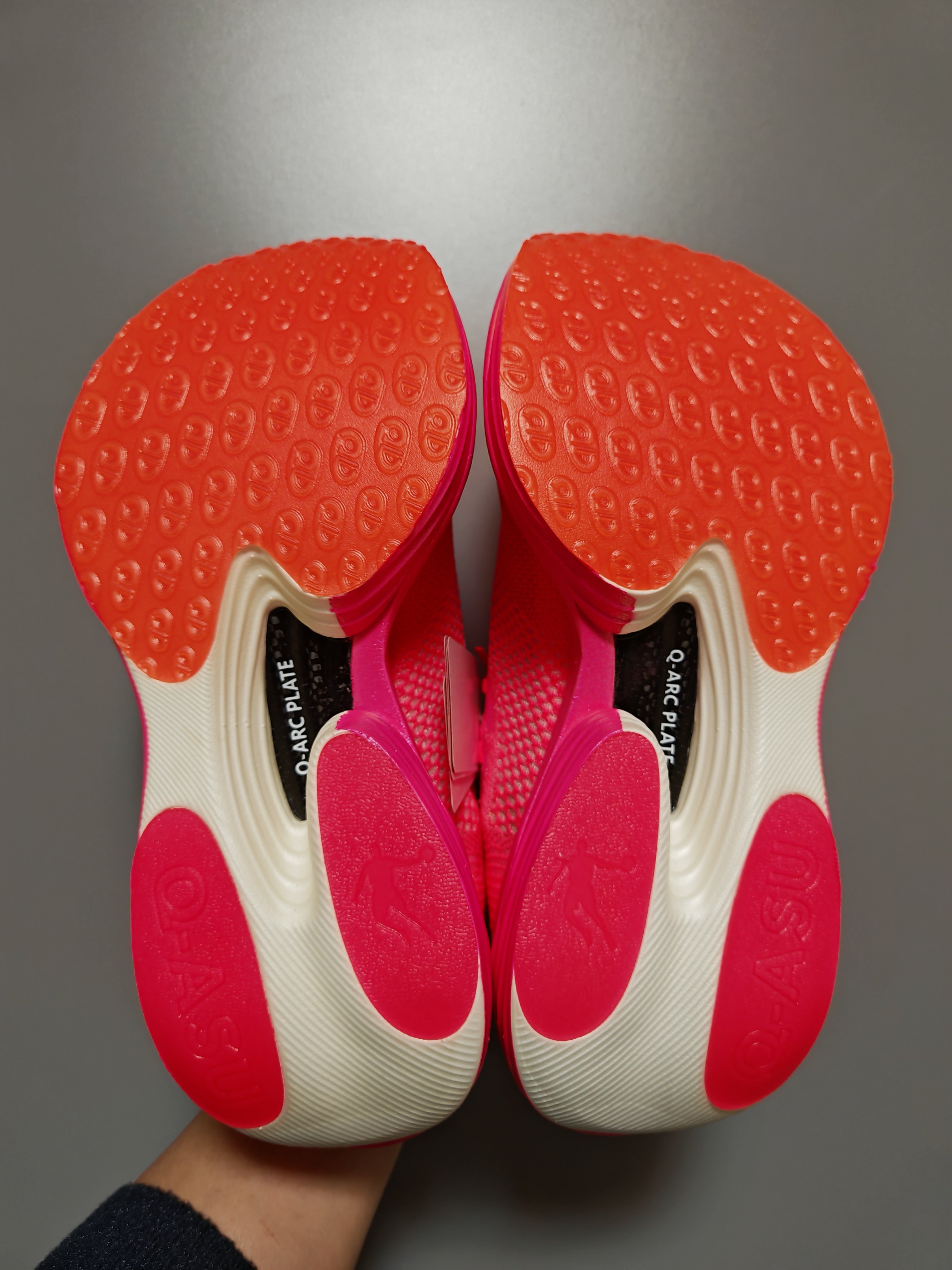 专业马拉松跑步鞋全掌碳板竞速设计男款减震运动鞋巭Pro中底科技乔丹飞