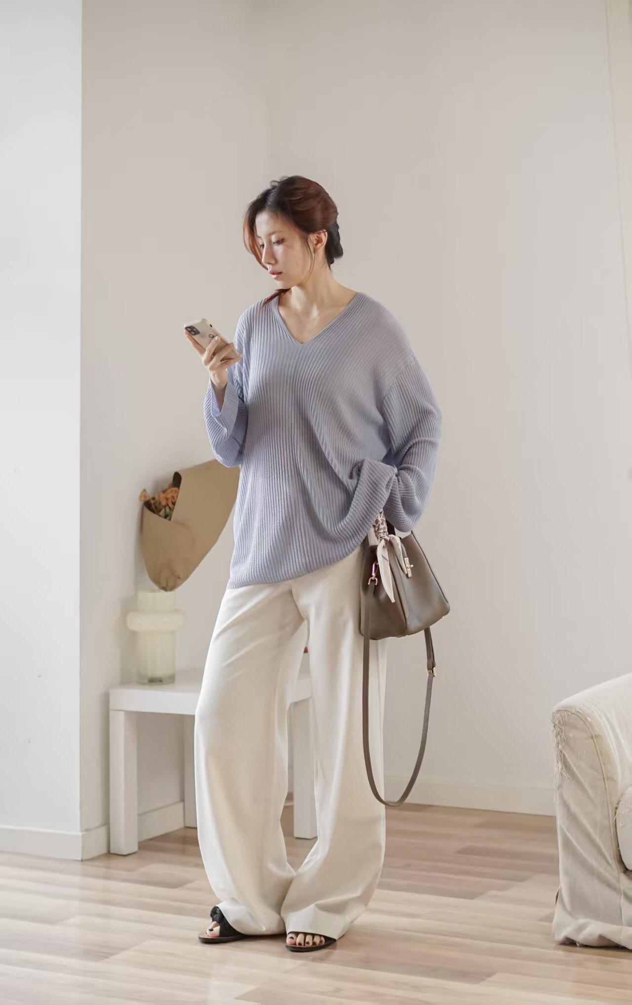 母亲节礼物优选！百丽真皮菜篮子妈妈包 红色喜庆大气 手提水桶包型大容量实用