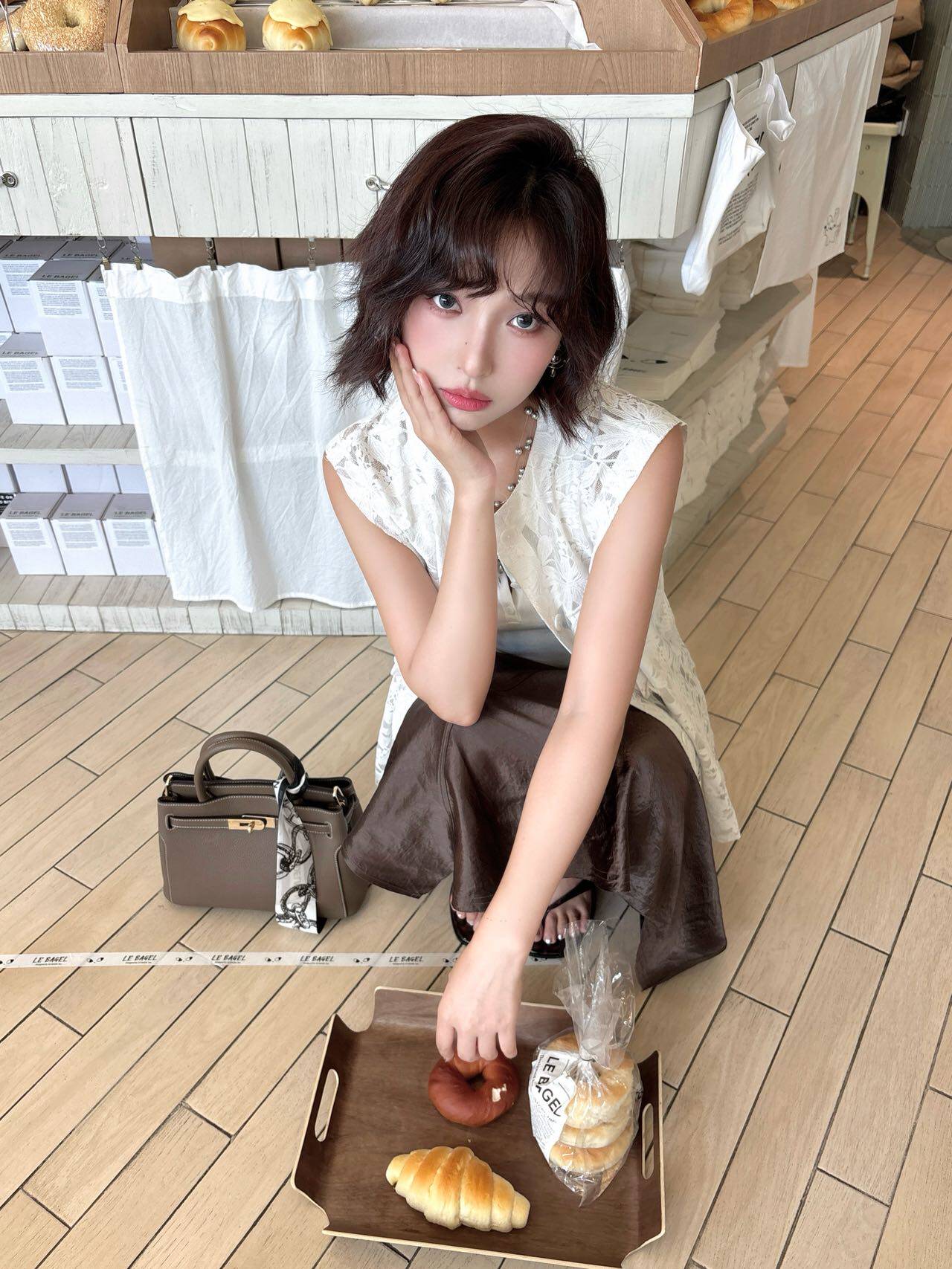 百丽鎏金岁月凯莉包 质感牛皮高级耐磨 大容量通勤 妈妈包婚包两用