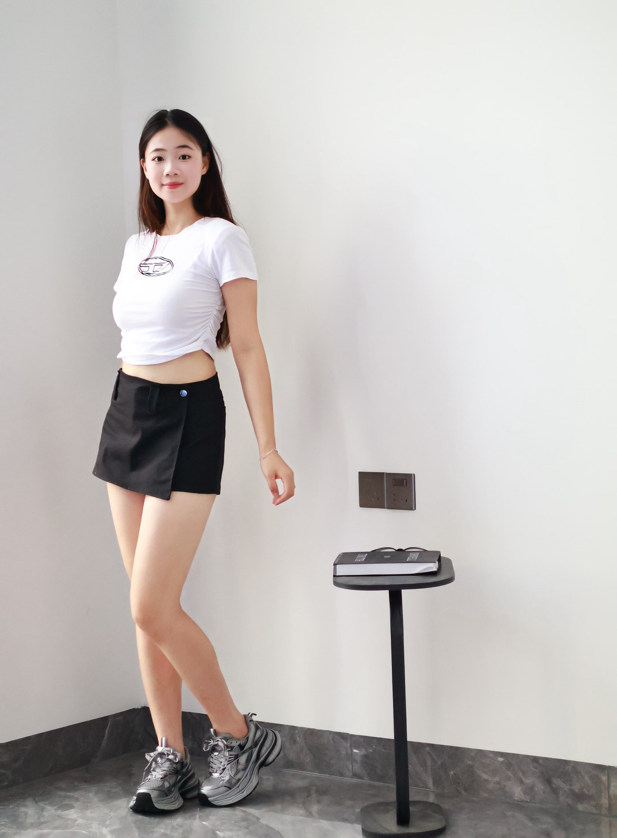 迪丽热巴同款骆驼银月老爹鞋 厚底增高拉长比例 银色系未来感十足