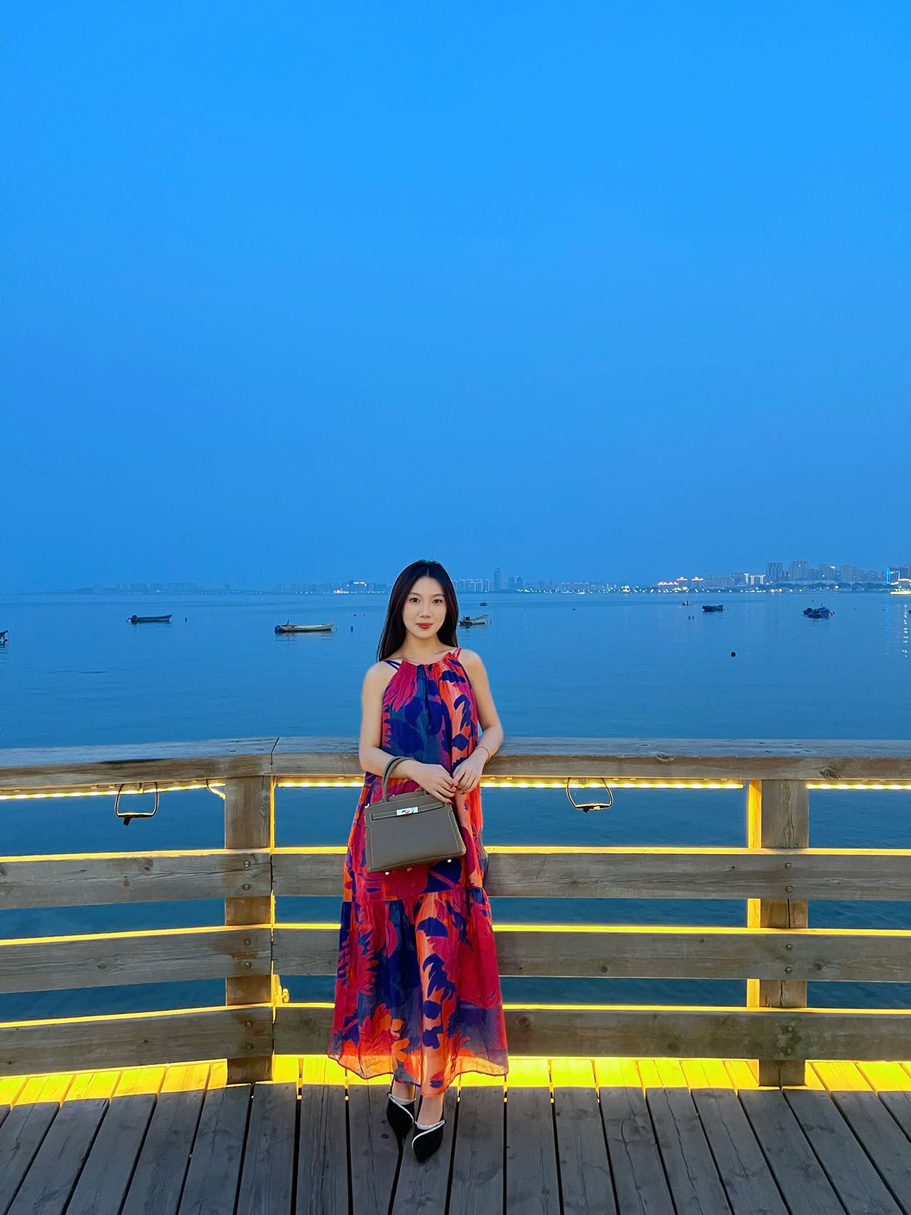 百丽鎏金岁月凯莉包 质感牛皮高级耐磨 大容量通勤 妈妈包婚包两用