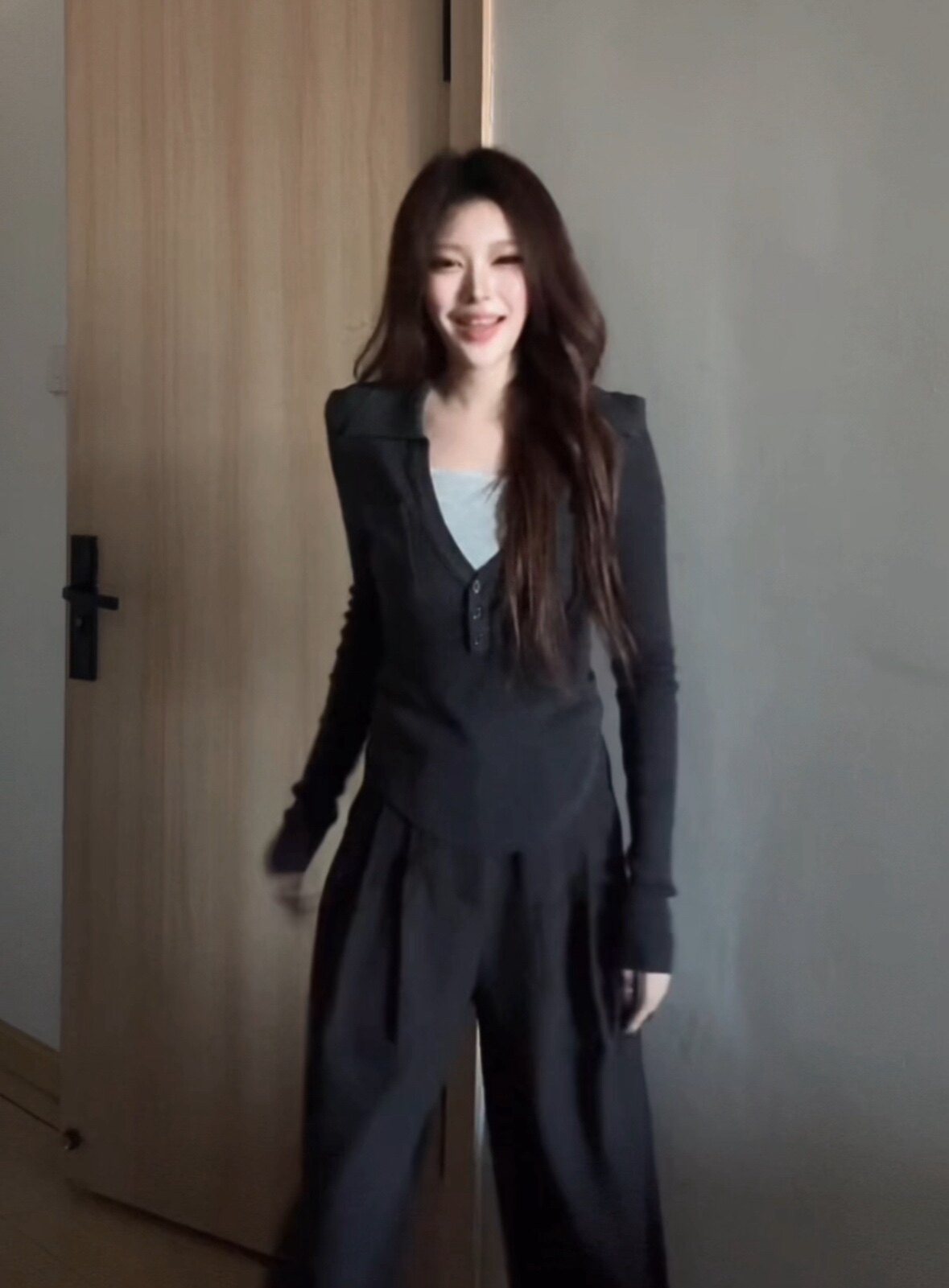 KENABSTUDIO春夏灰色阔腿西装裤 宽松垂感面料舒适有型