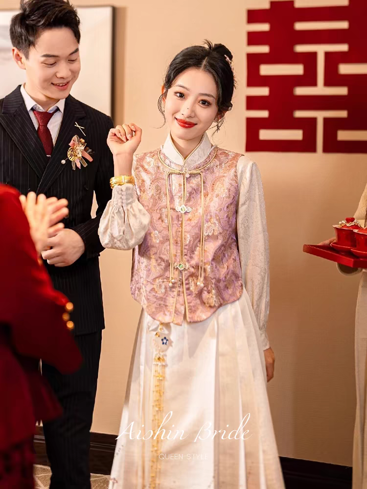 艾诗霓《金叙》新中式订婚旗袍改良款小个子友好金色刺绣结婚敬酒答谢