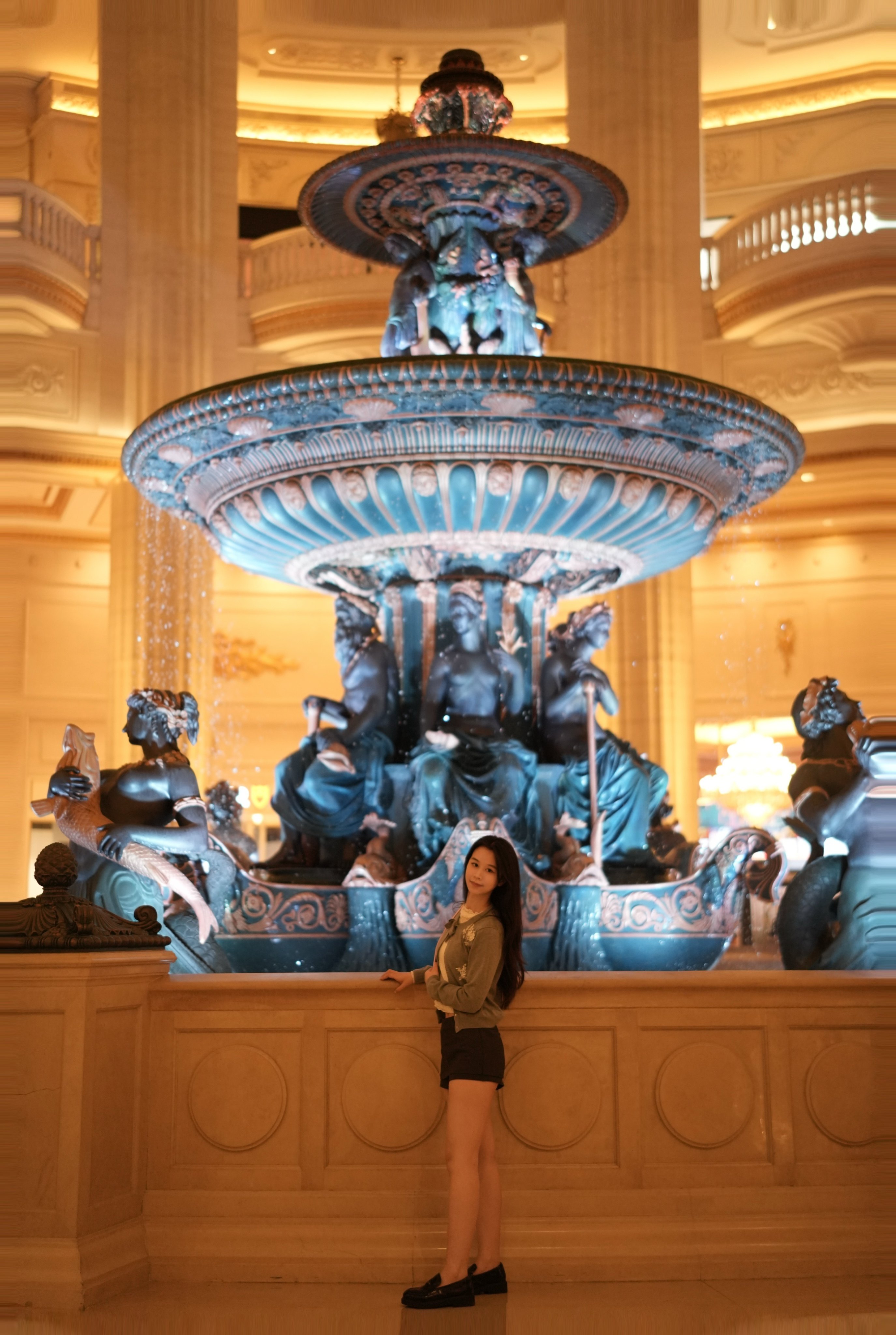 宋佳同款百丽海鸥乐福鞋2.0：厚底真皮的英伦飒爽美学