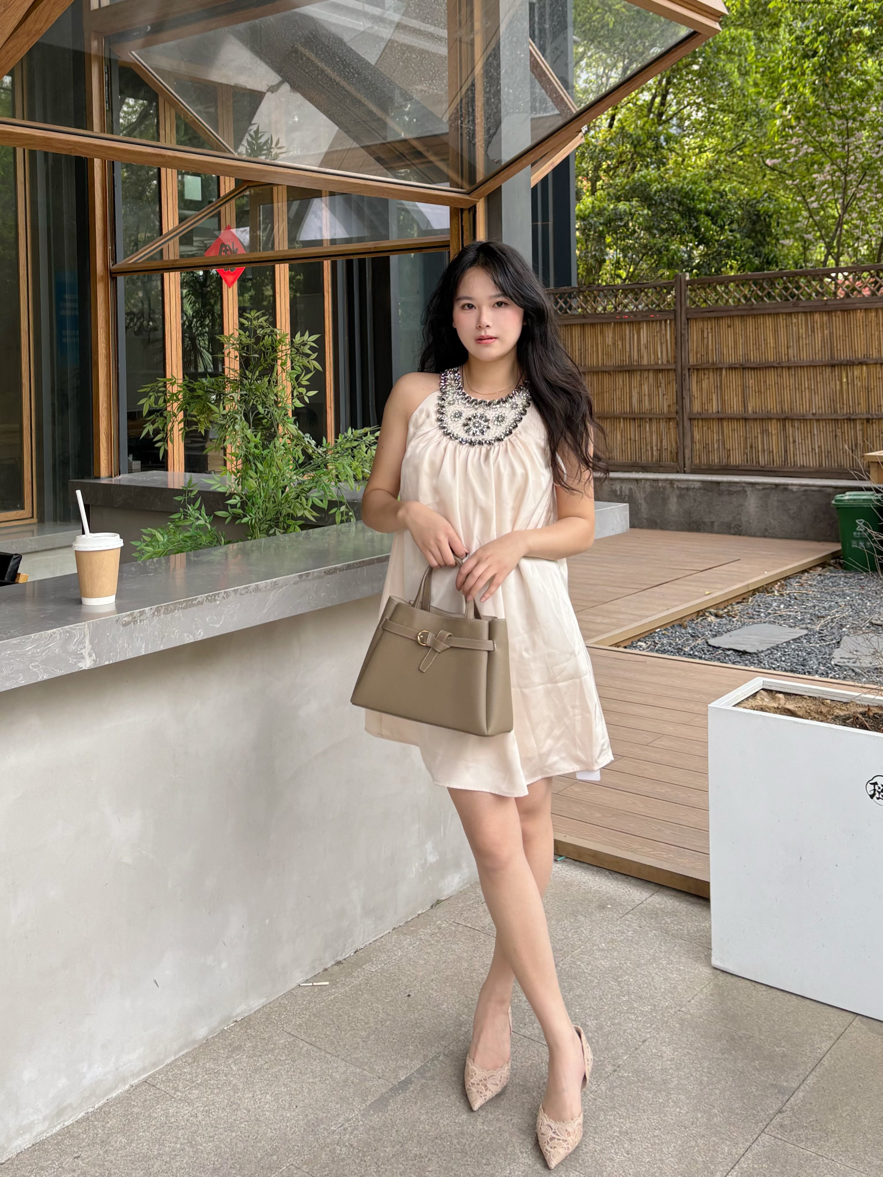 百丽质感真皮大容量托特包 牛皮材质高级耐磨 大容量装下电脑文件