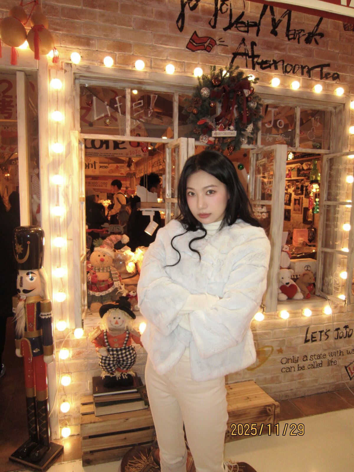 RUOYU若语半永久韩女裤 加绒修身设计保暖不臃肿 高腰小脚裤型拉长比例