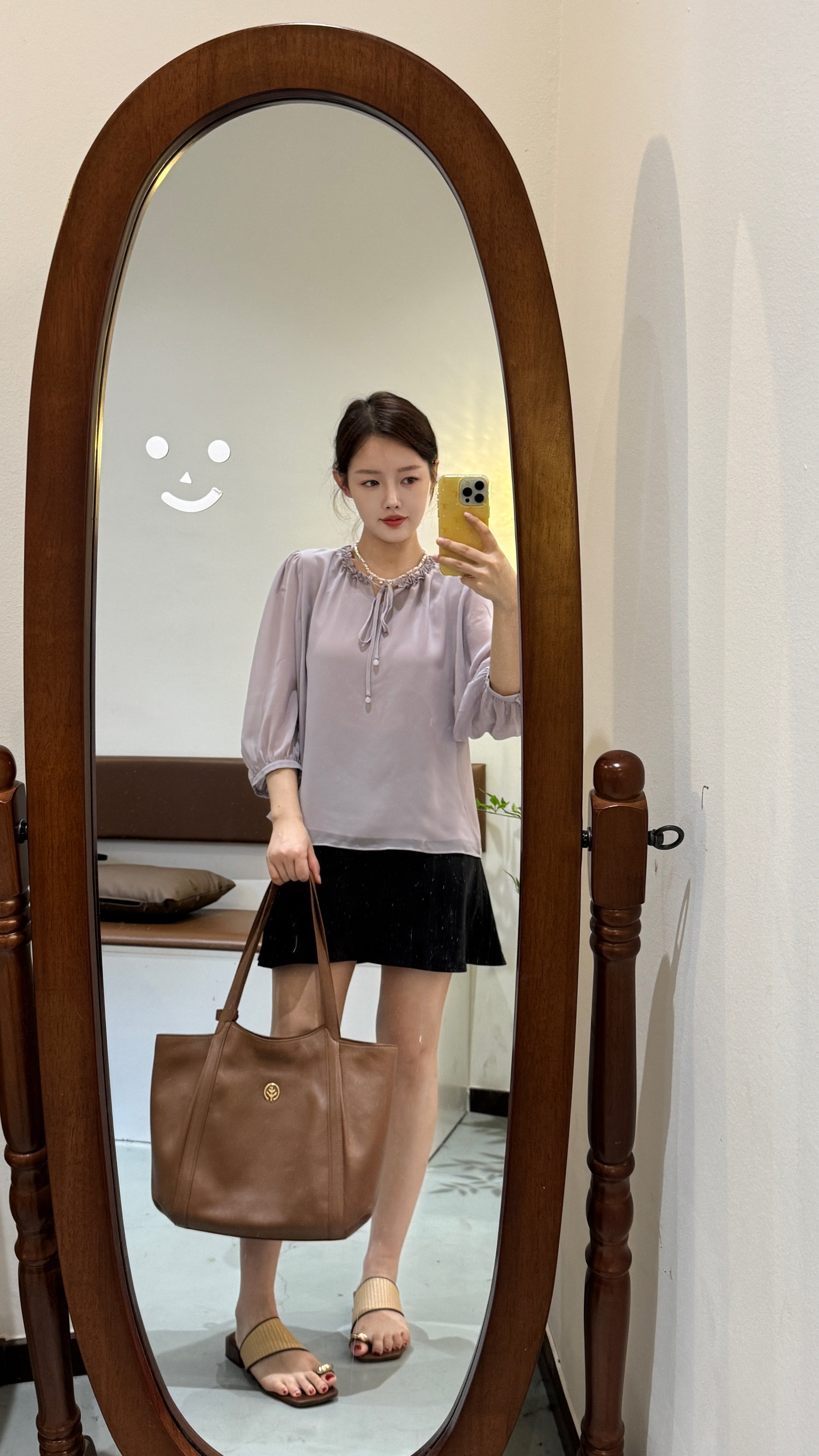 明星同款BAGTREE包包树「晚枫包」：植鞣牛皮的时光养色美学