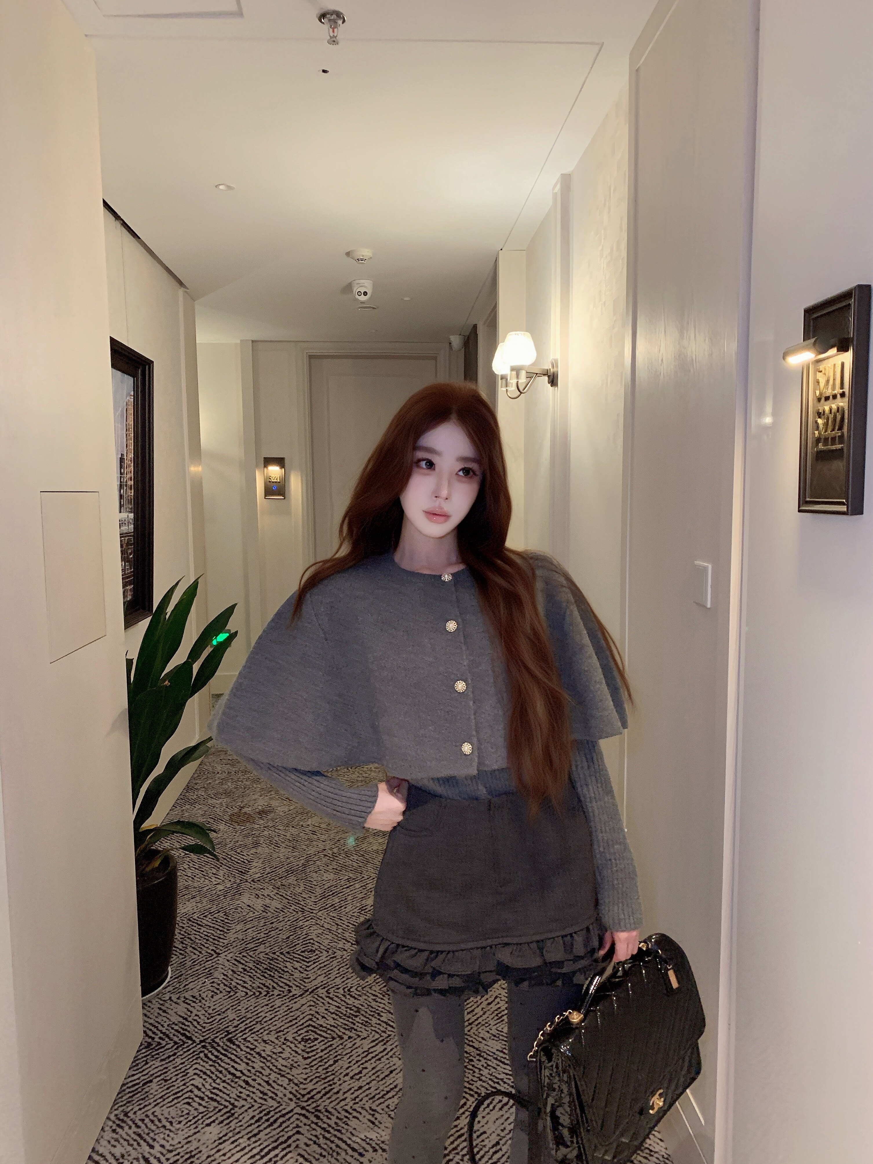 OYFF凡凡【小步舞曲】灰色套装,斗篷式廓形披肩A字短裙三件套设计省心