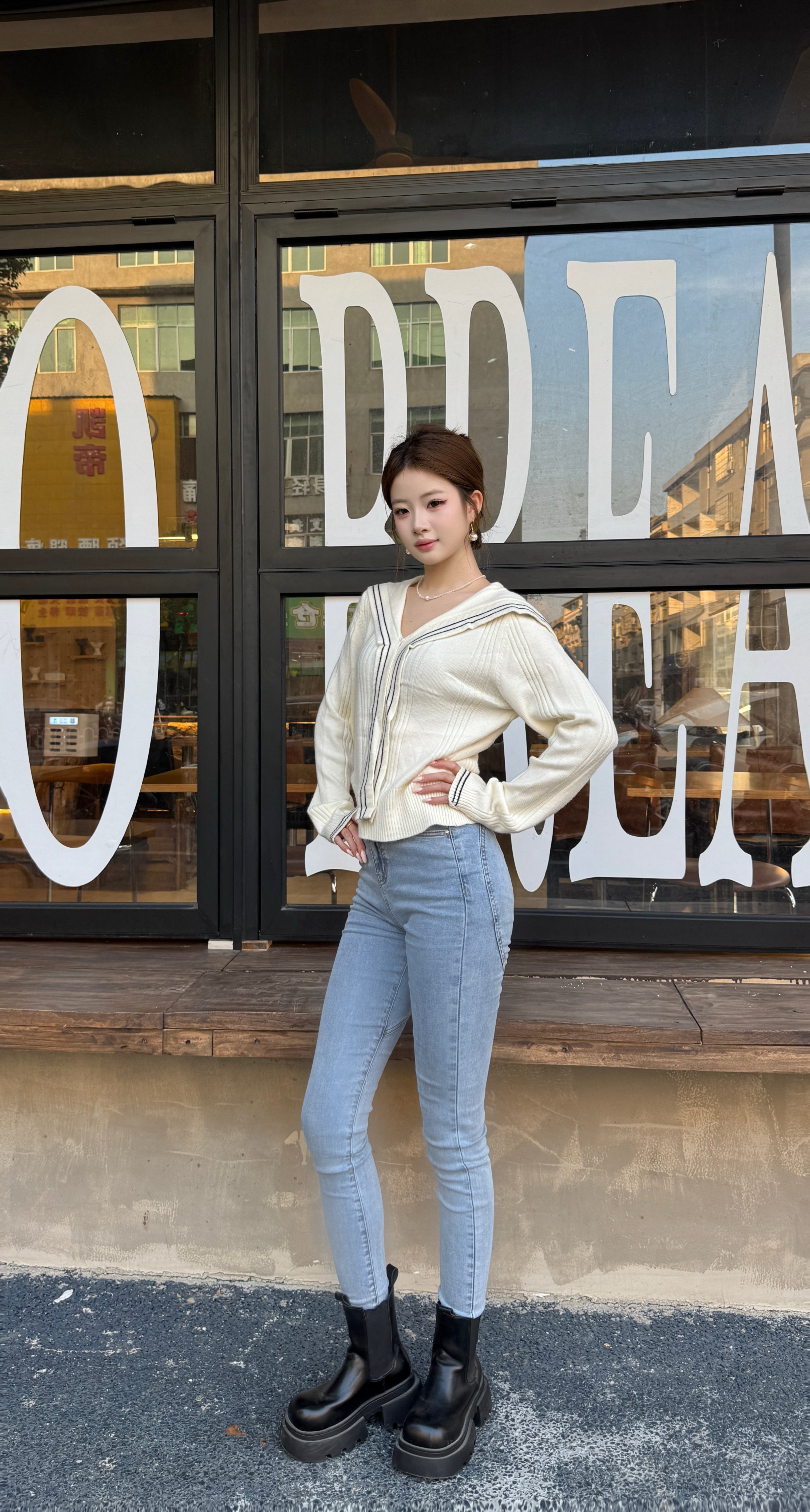 YoungGirlDay欧美风高腰牛仔裤,提臀设计一秒打造蜜桃臀紧身显瘦剪裁