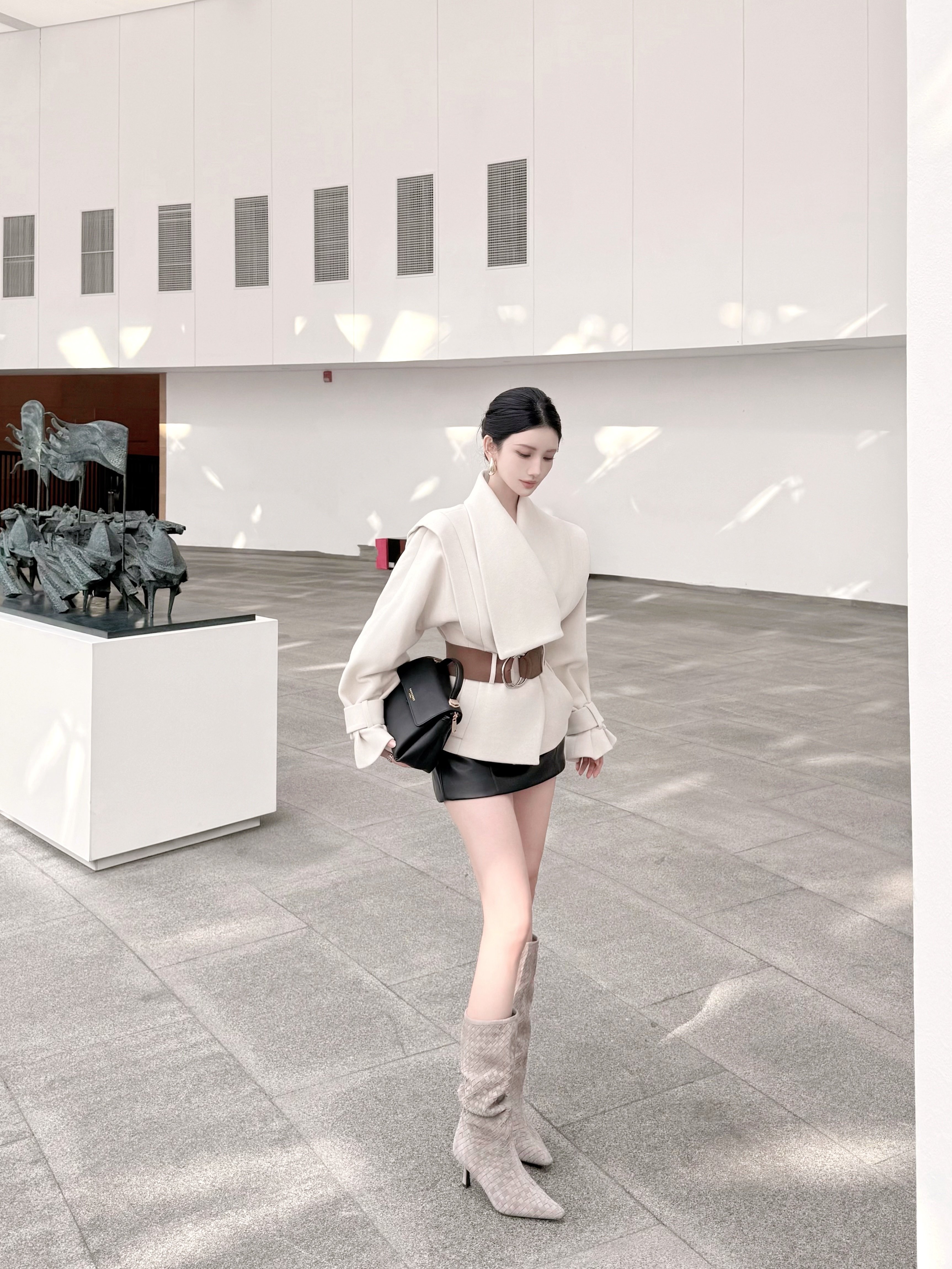 Le' Murmure冬季时尚羊反绒长筒靴堆堆设计慵懒随性 高跟拉长腿部比例