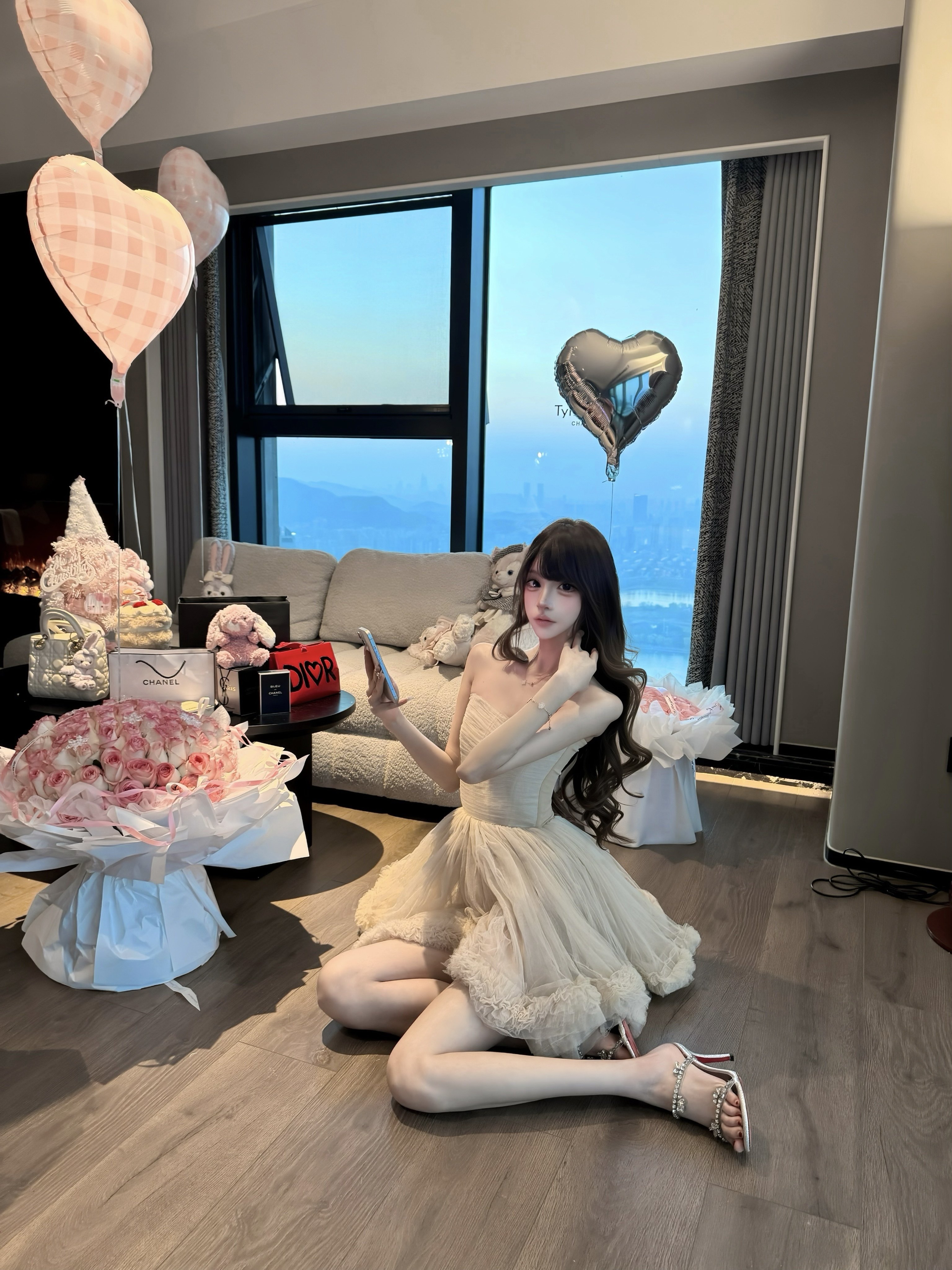 Supermodel Studio卜斯斯「轻纱梦境」重工礼服：十四米耗料的手工压褶美学