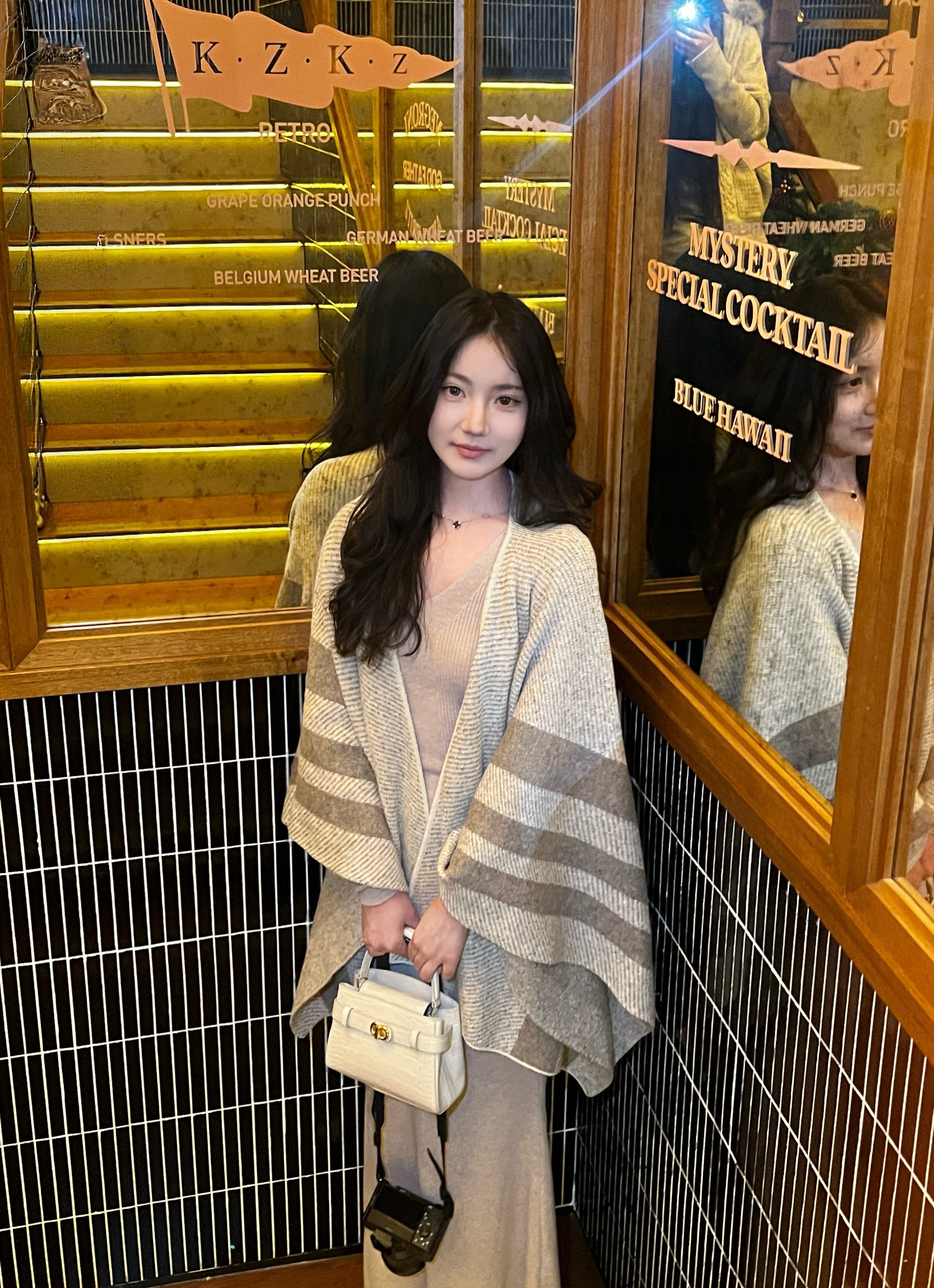 CHARLES&KEITH鳄鱼纹凯莉包 婚包或通勤都合适 鳄鱼纹质感高级