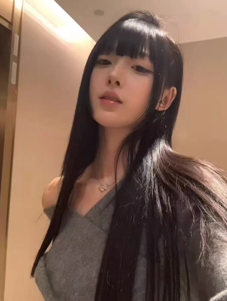 真我黑长直漫画齐刘海假发套 全真发整顶设计 自然隐形无痕贴合 长发飘逸顺滑
