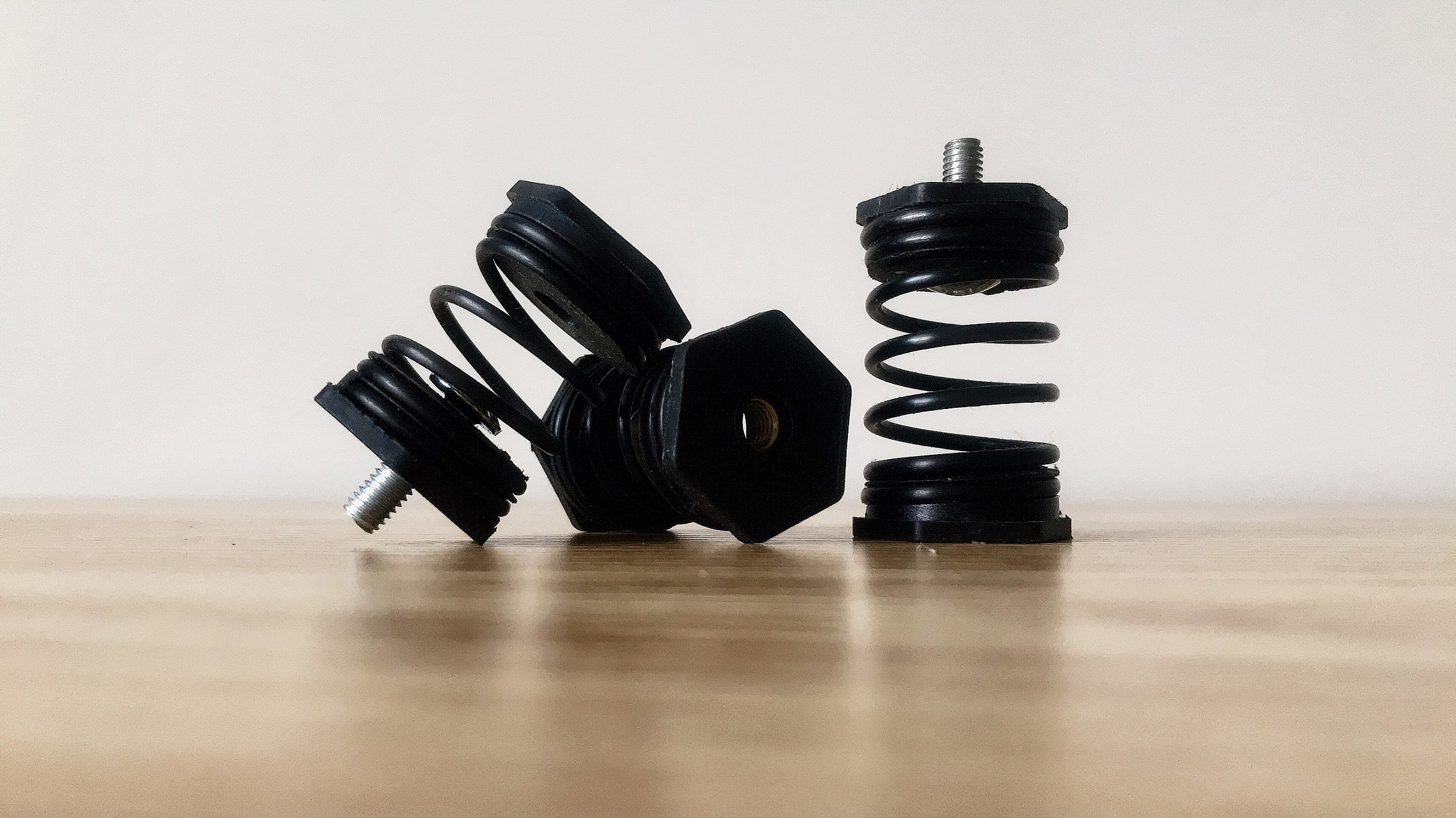 Shock-proof spring M5M6 compression shockproof foot cushion stretch rebound shock absorbing spring anti-shock anti-shock air pump oxygen generator-Taobao